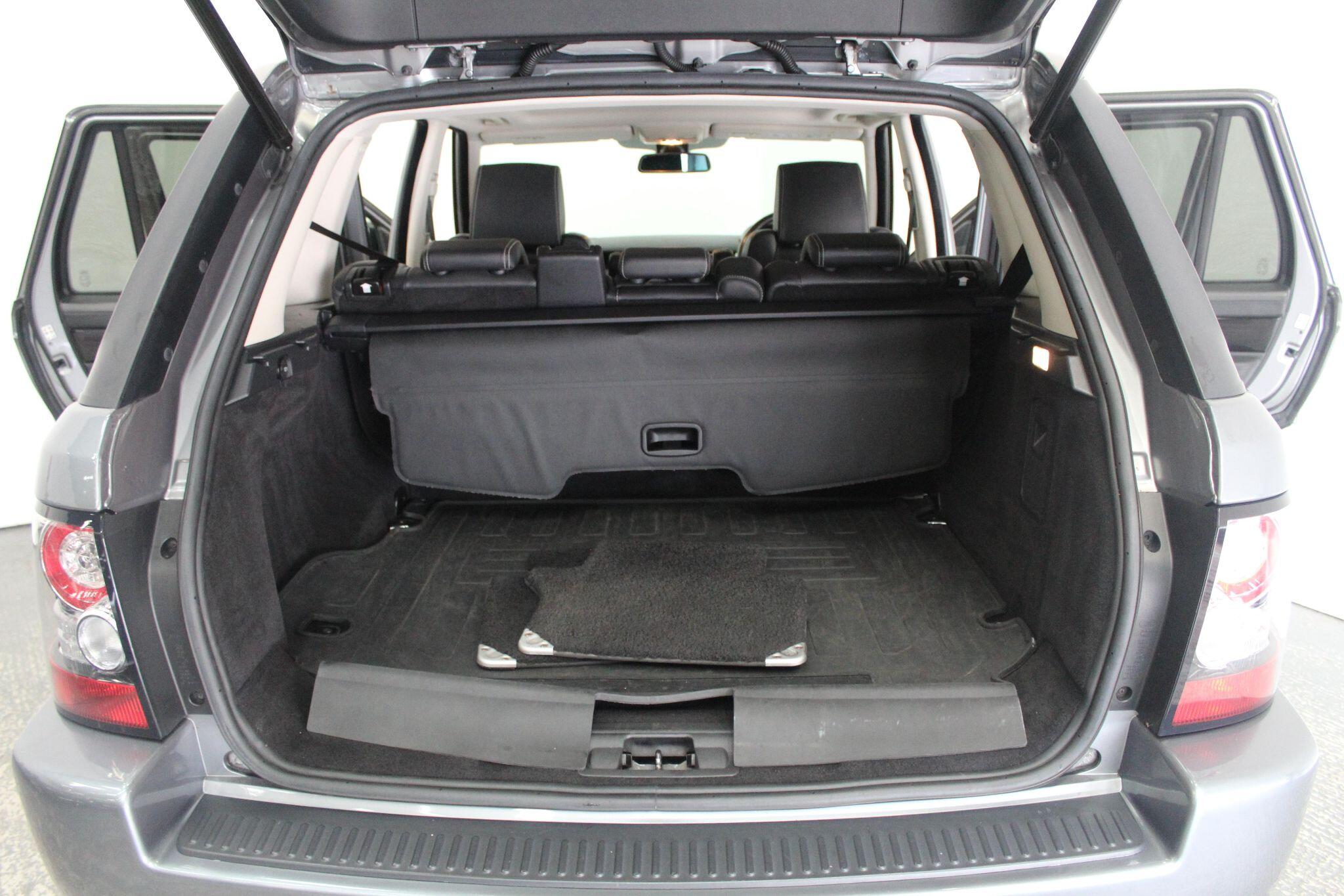 Land Rover Range Rover Sport view 24