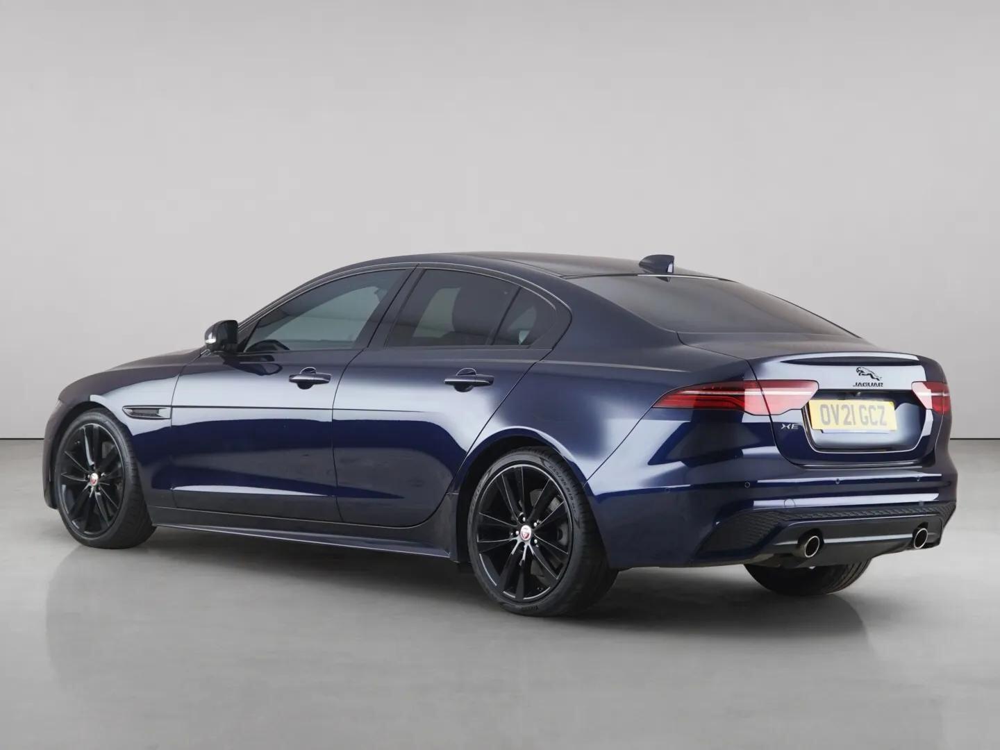 Jaguar Xe view 6