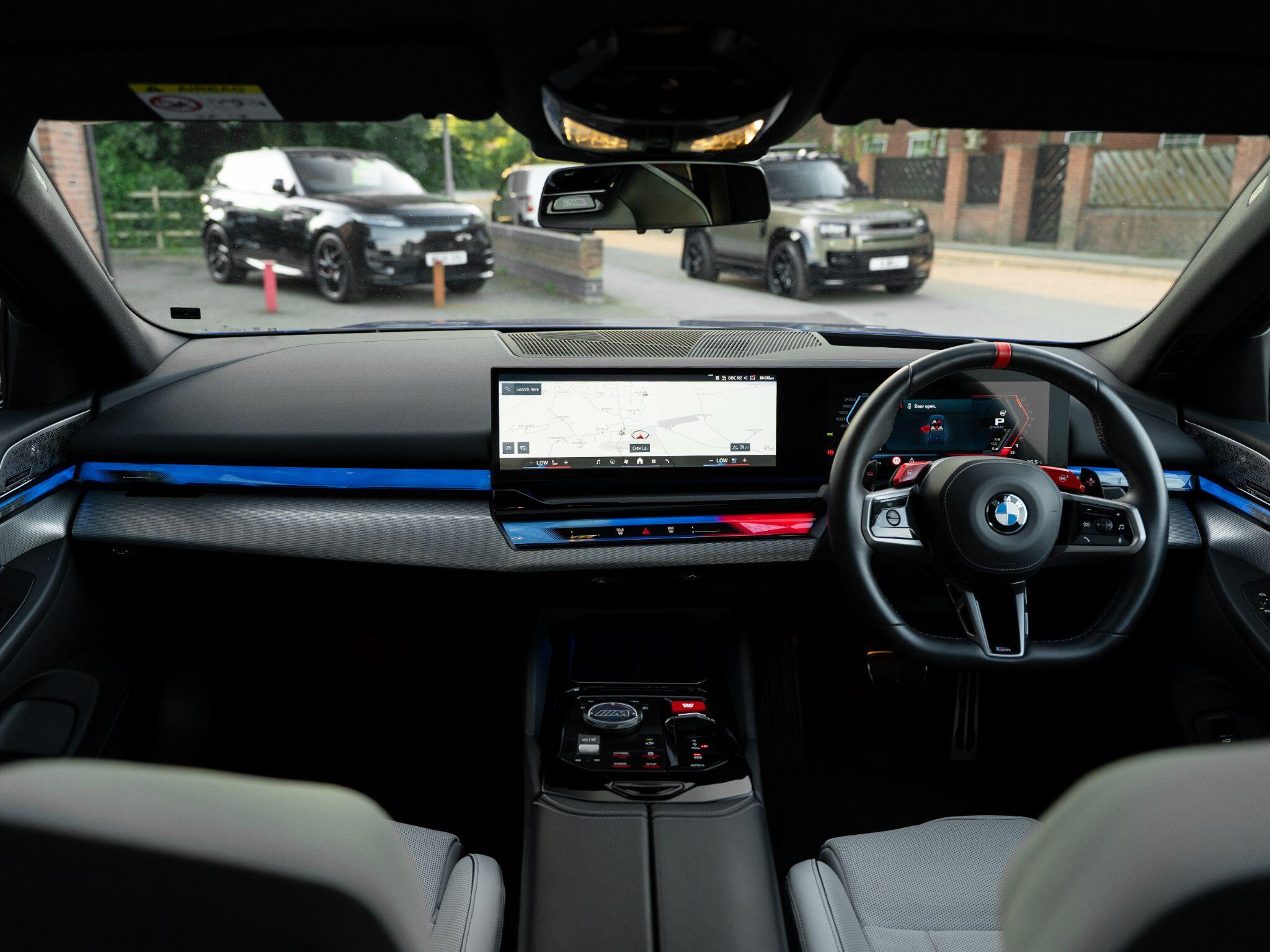 BMW M5 view 39