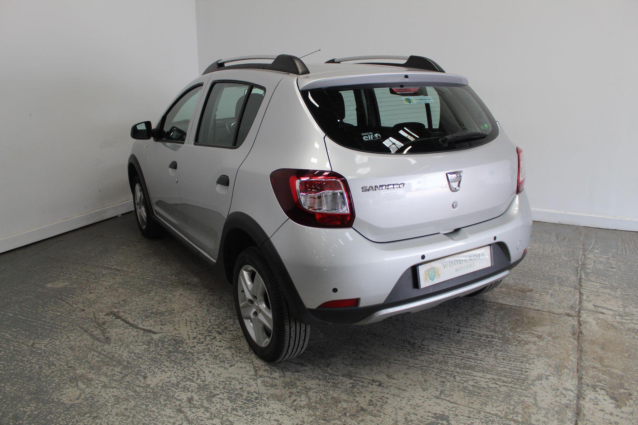 Dacia Sandero view 7