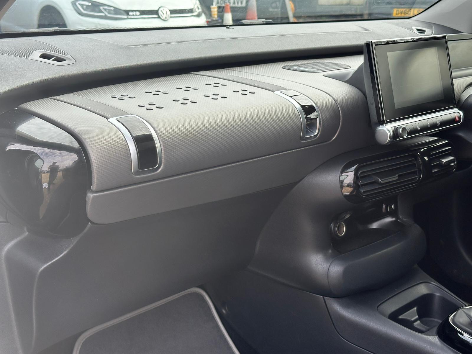Citroen C4 Cactus view 24