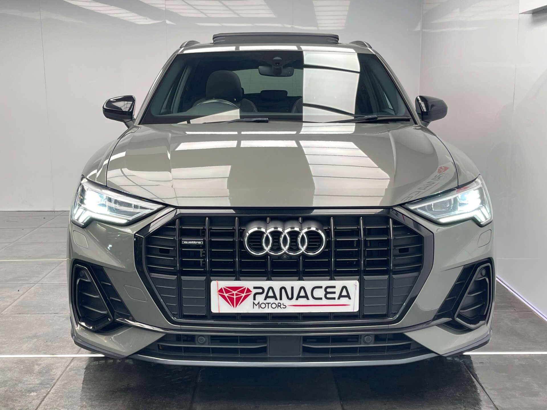 Audi Q3 view 6