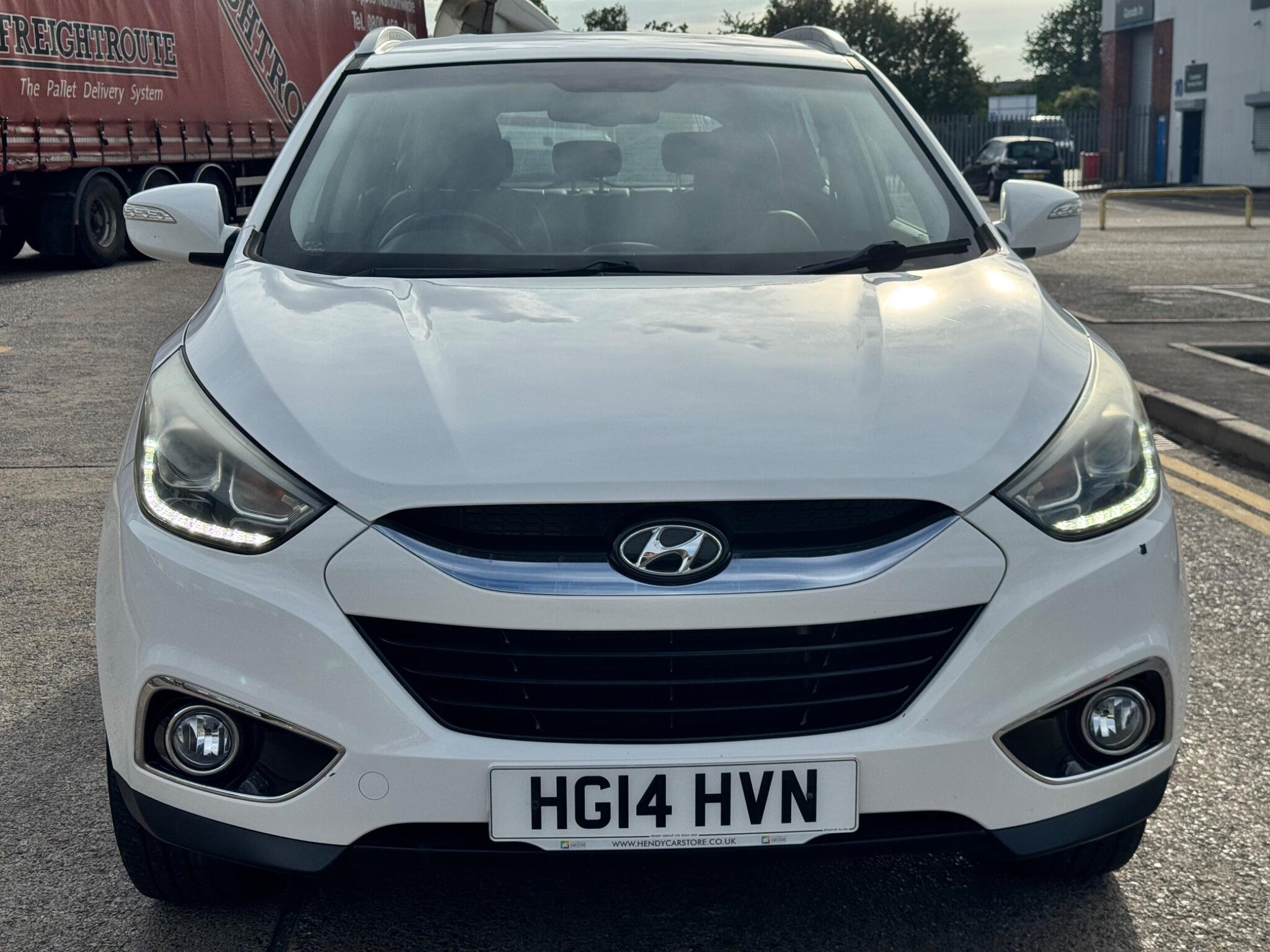 Hyundai Ix35 view 2