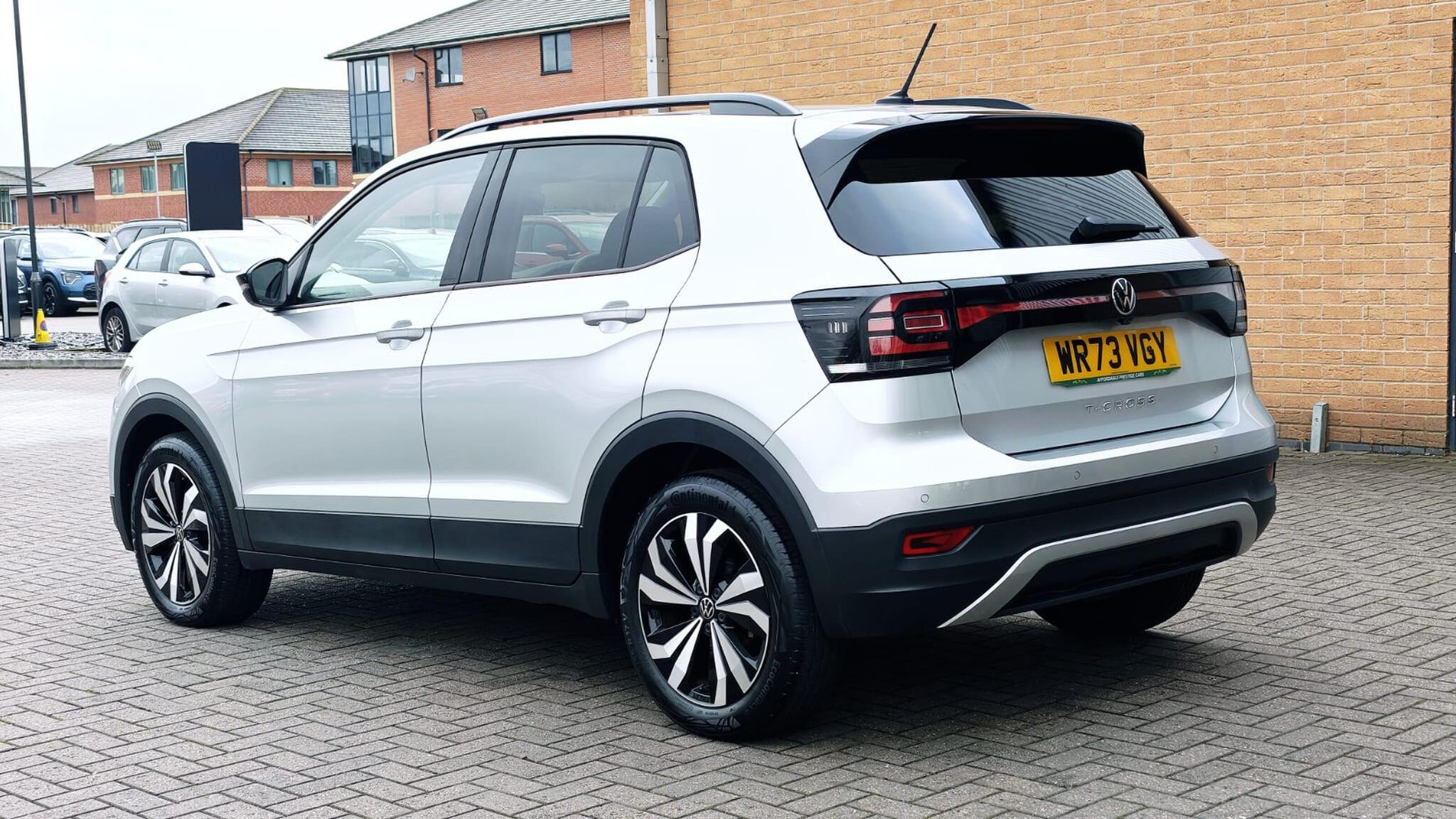 Volkswagen T-Cross view 8