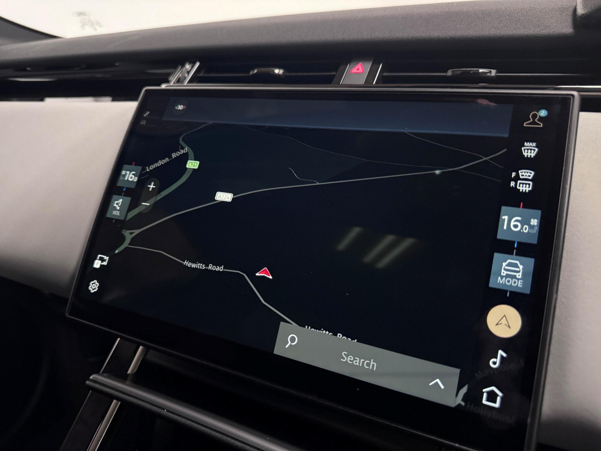 Land Rover Range Rover Velar view 38
