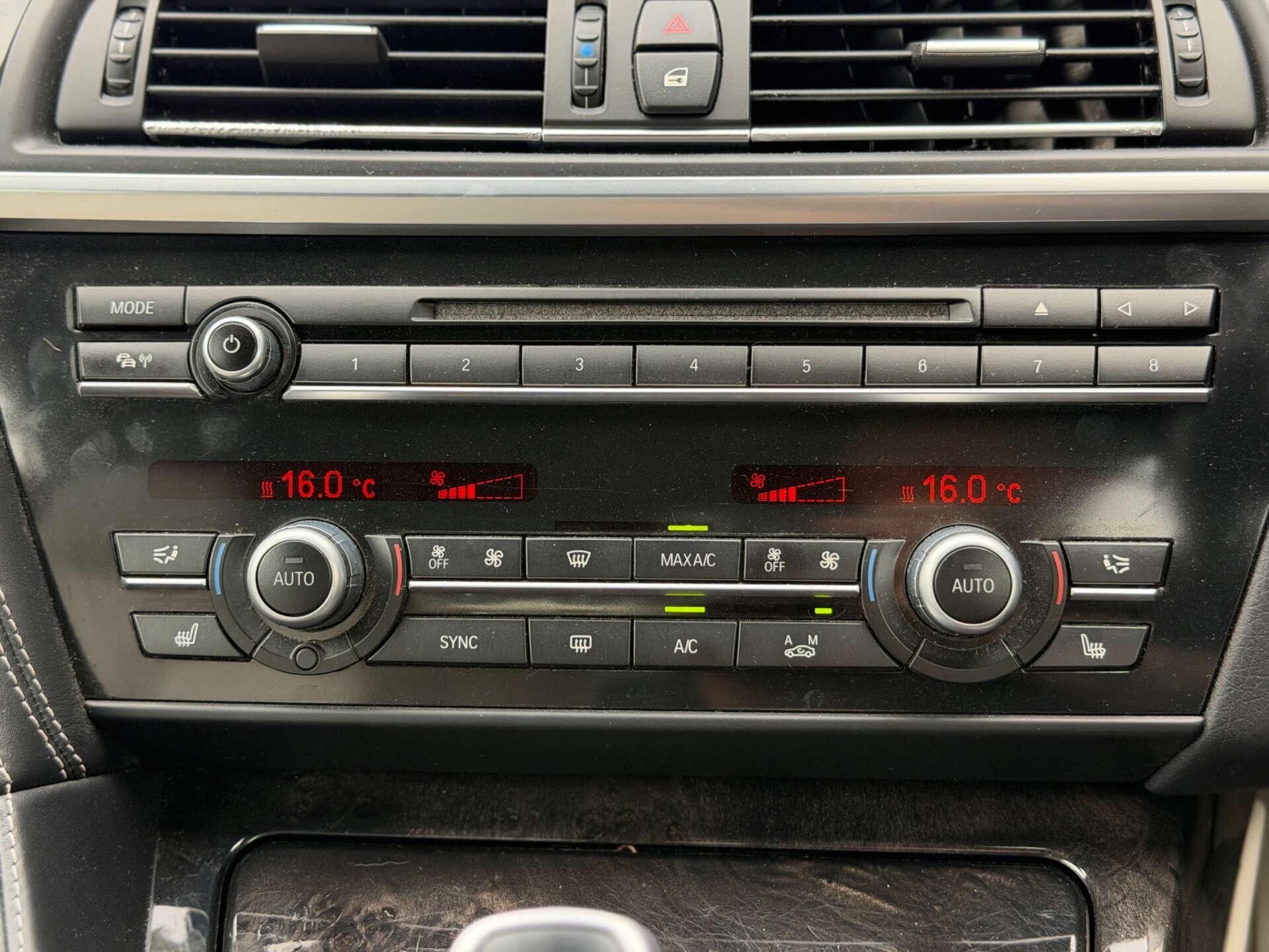 BMW 6 Series view 25