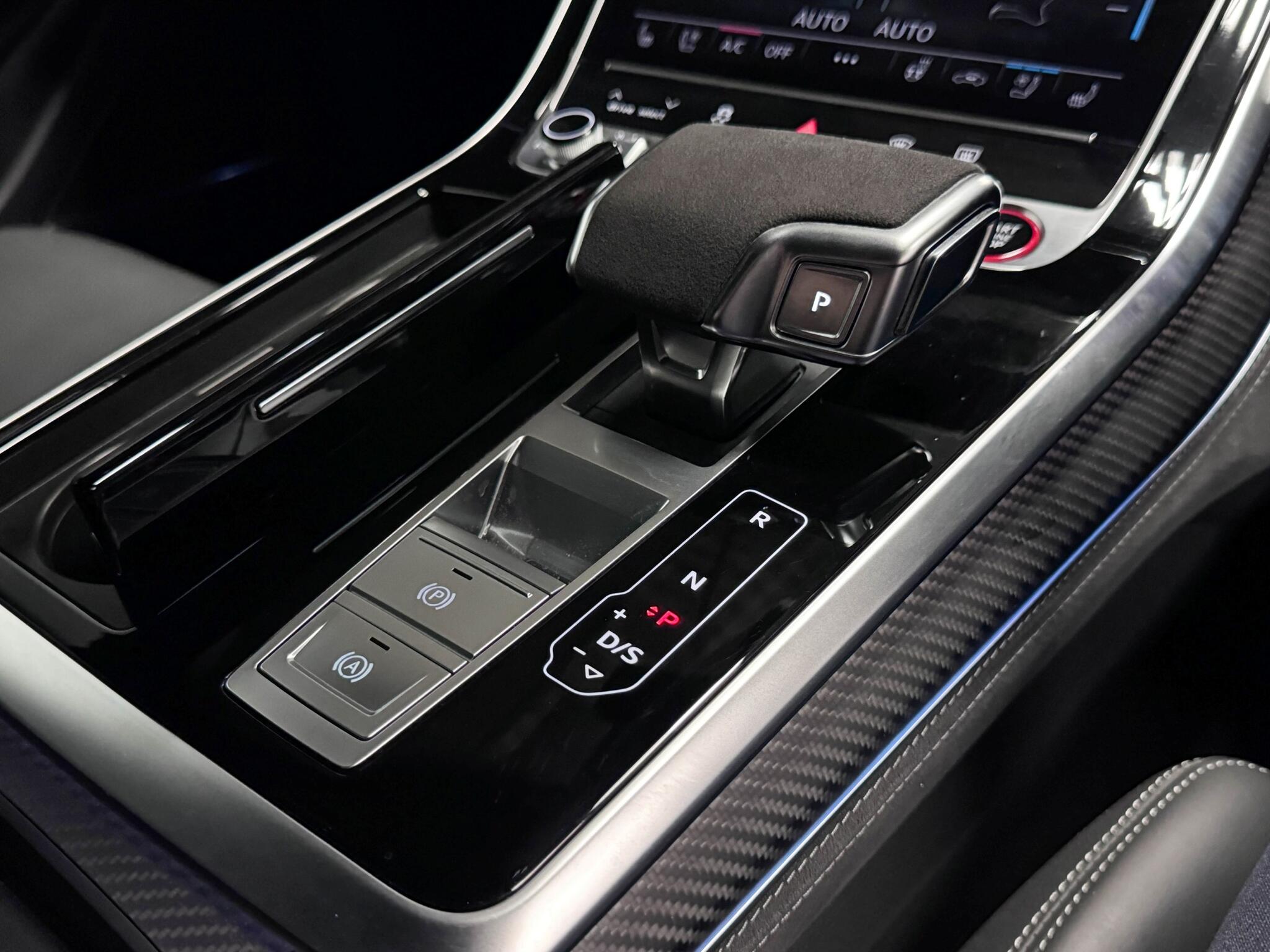 Audi RSQ8 view 54