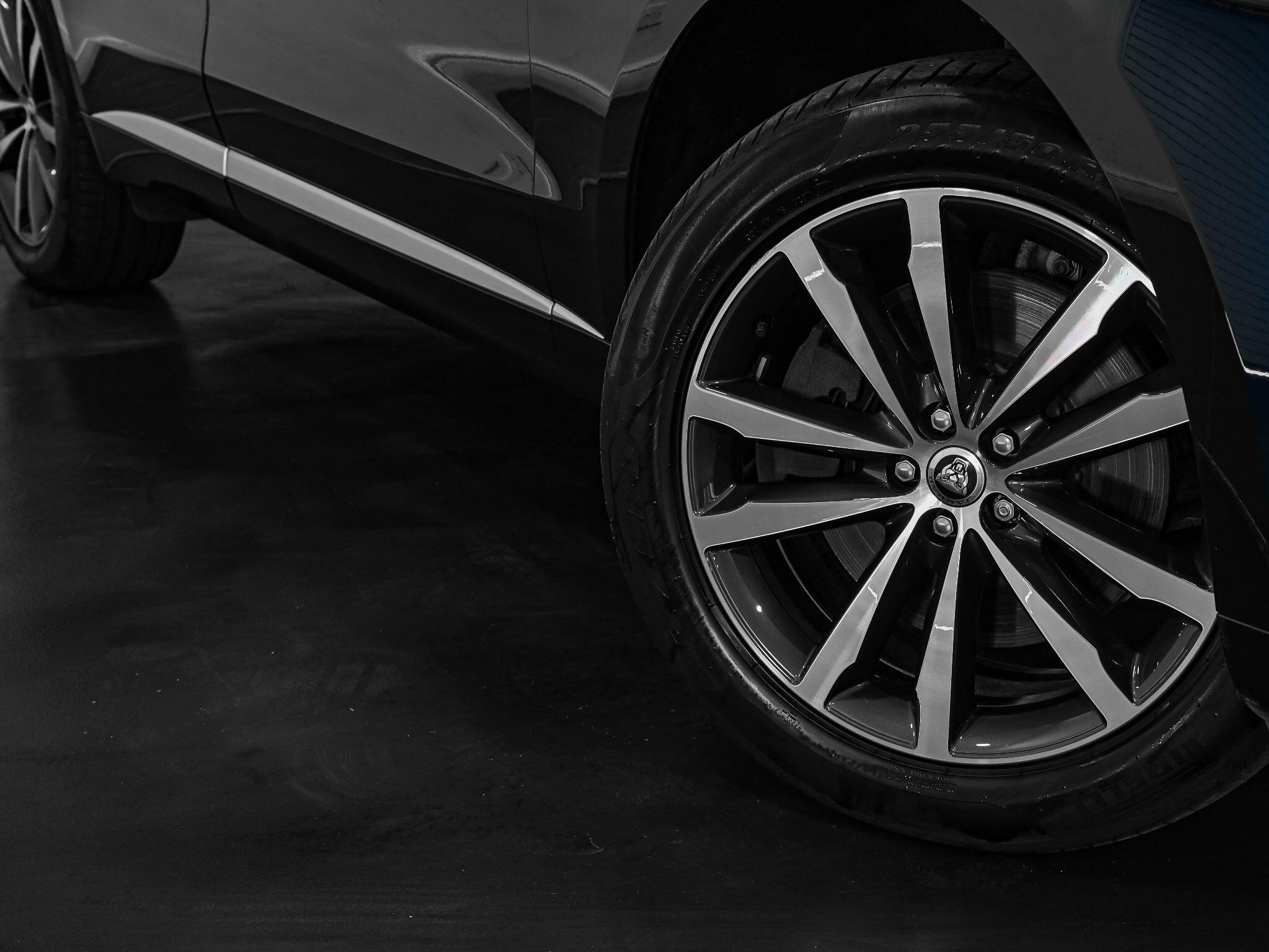 Jaguar F-Pace view 26