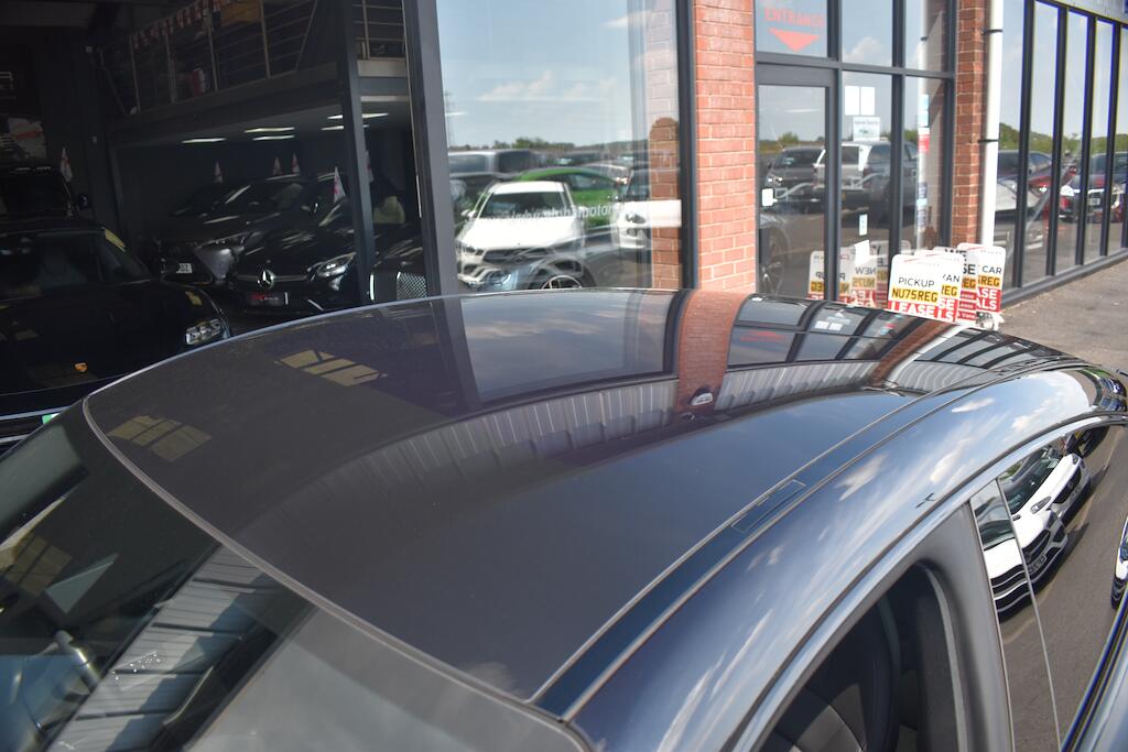 Porsche Taycan view 16