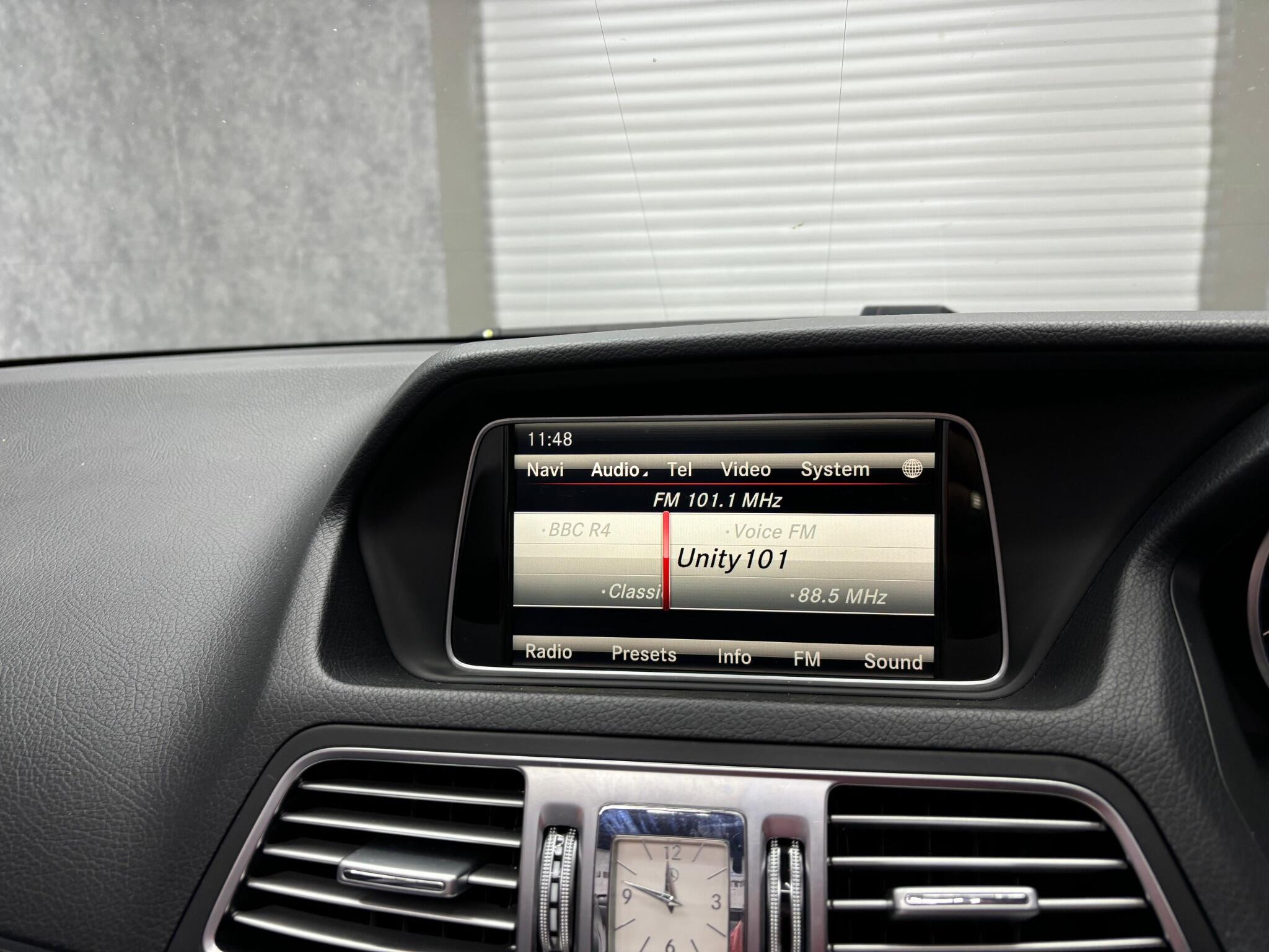 Mercedes-Benz E Class view 14