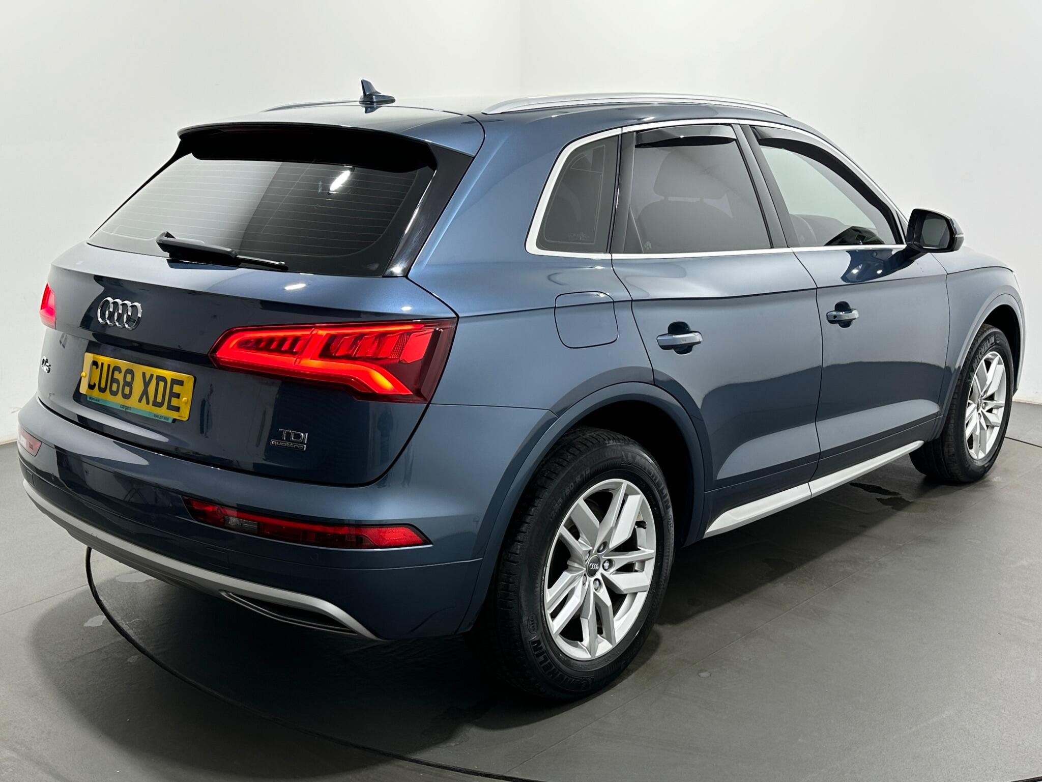 Audi Q5 view 53