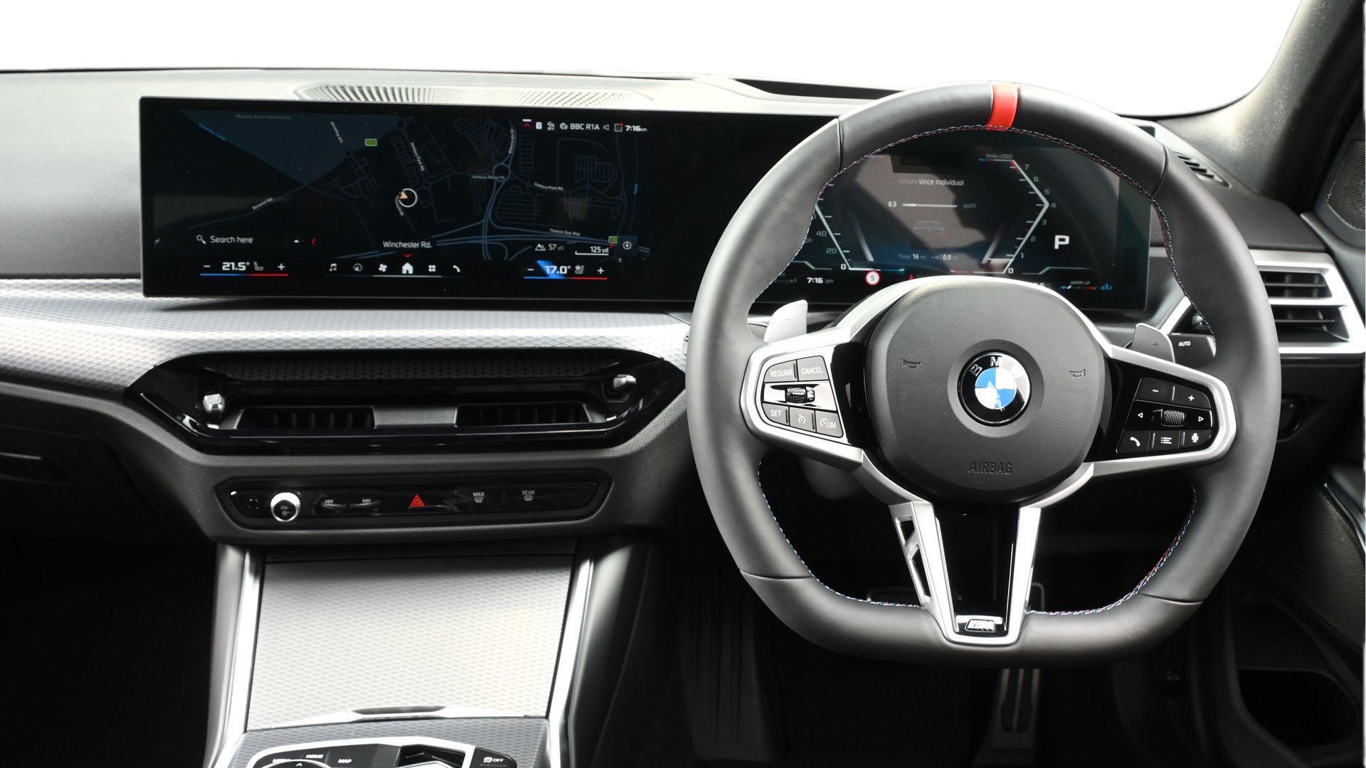 BMW 3 Series view 5