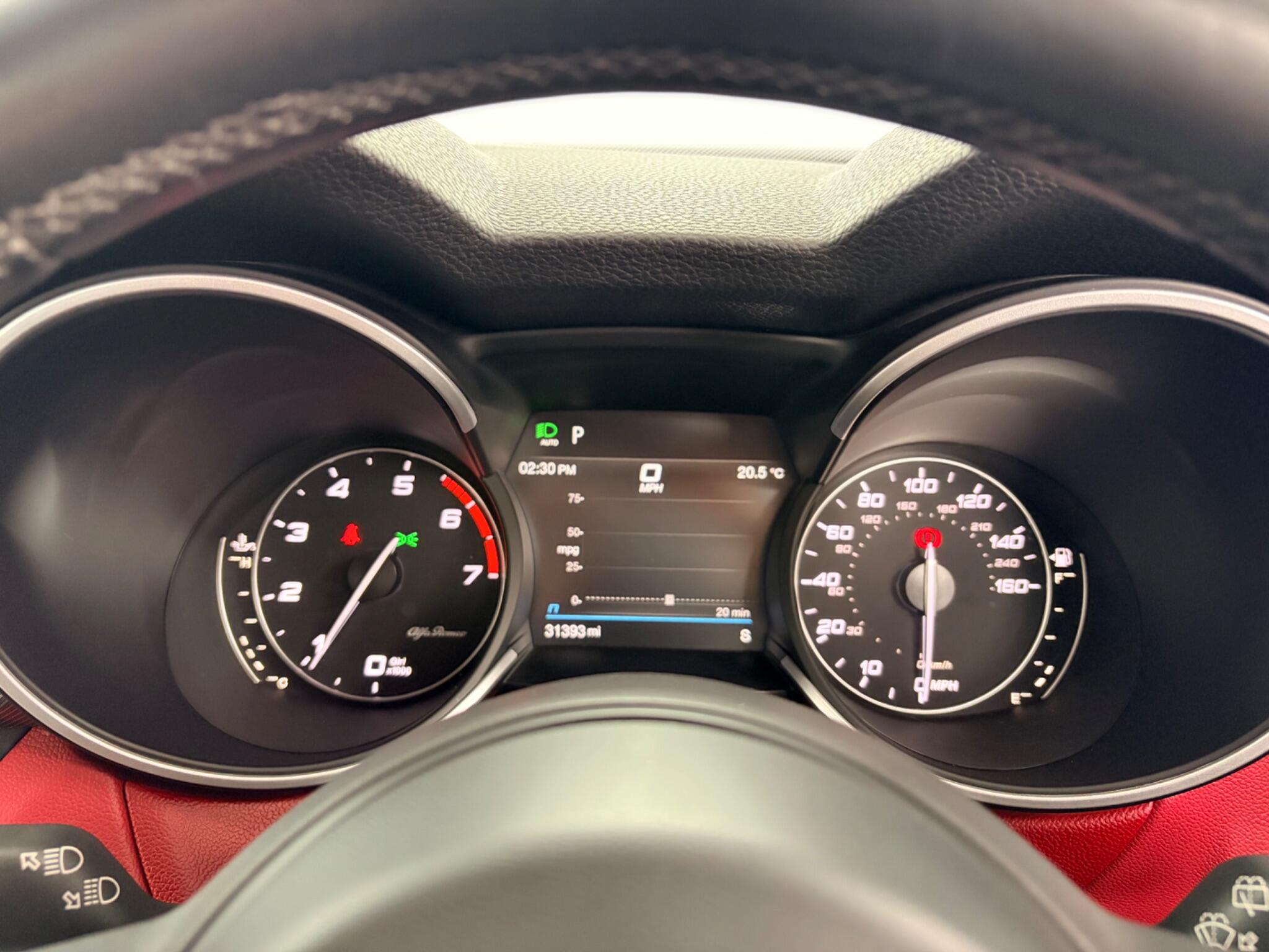 Alfa Romeo Stelvio view 27