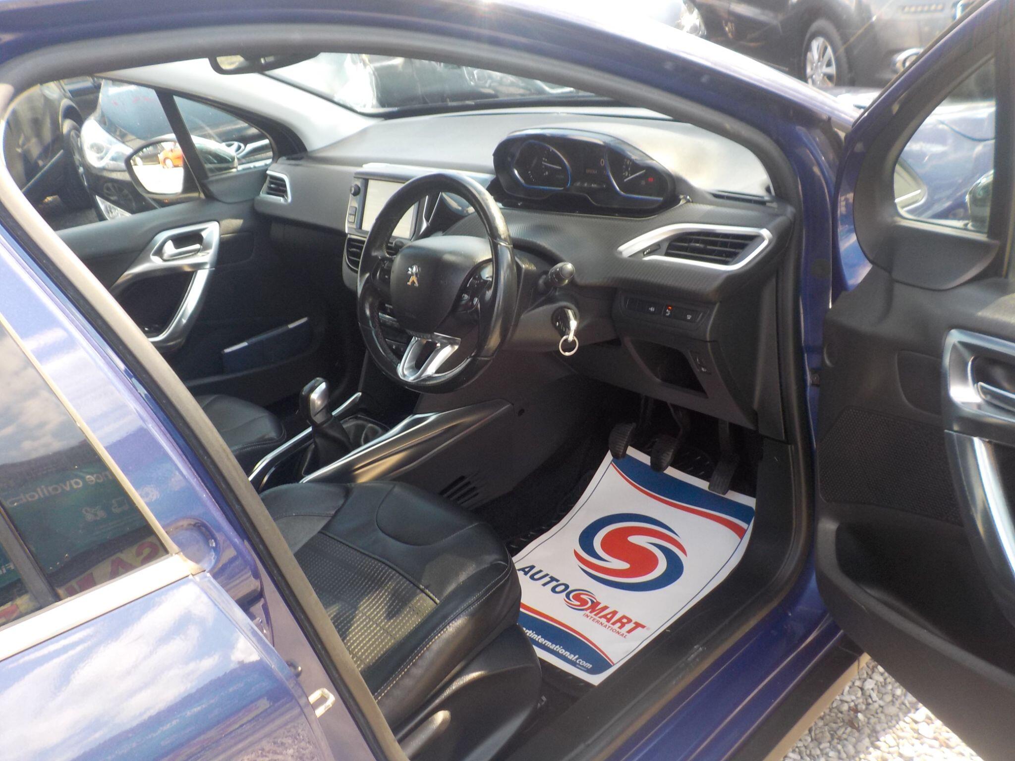 Peugeot 2008 1.6 e-HDi Allure Euro 5 (s/s) 5dr