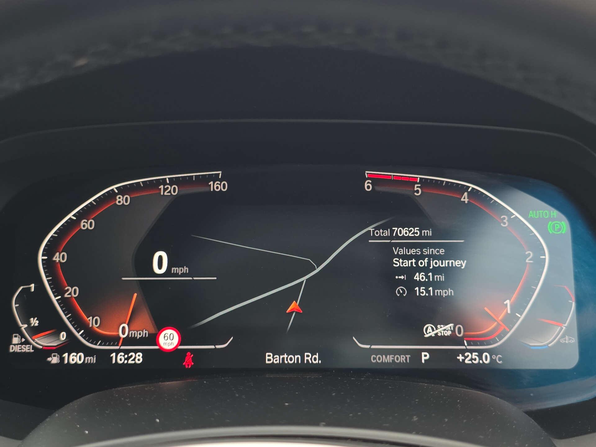BMW X5 view 33