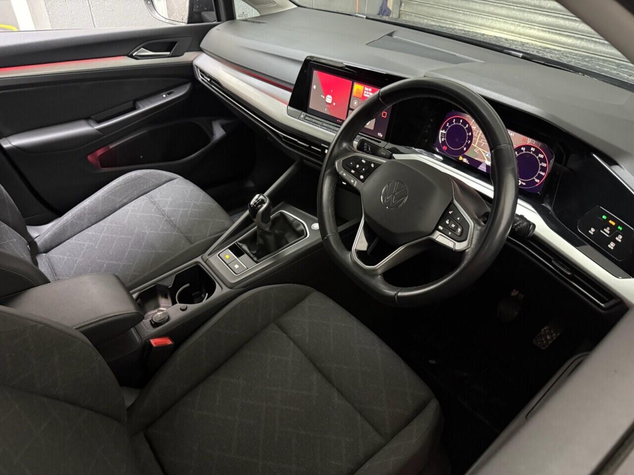 Volkswagen Golf view 11
