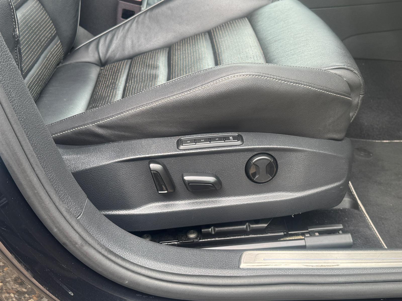 Volkswagen Golf view 50