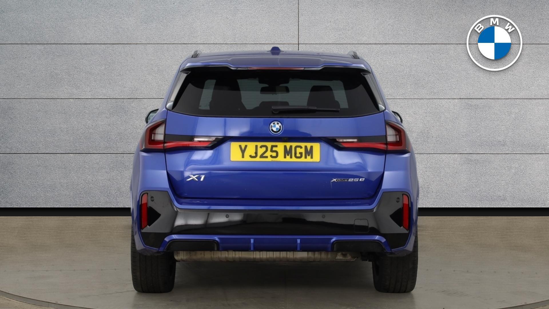BMW X1 view 15