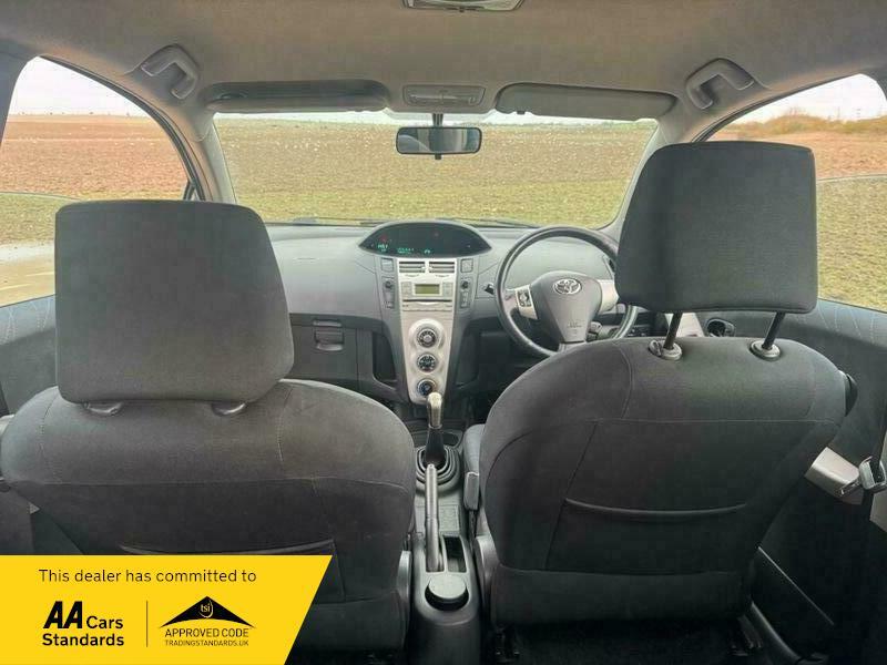 2006 Toyota Yaris image 22