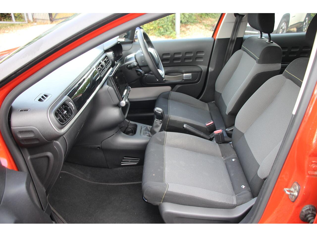 Citroen C3 view 12