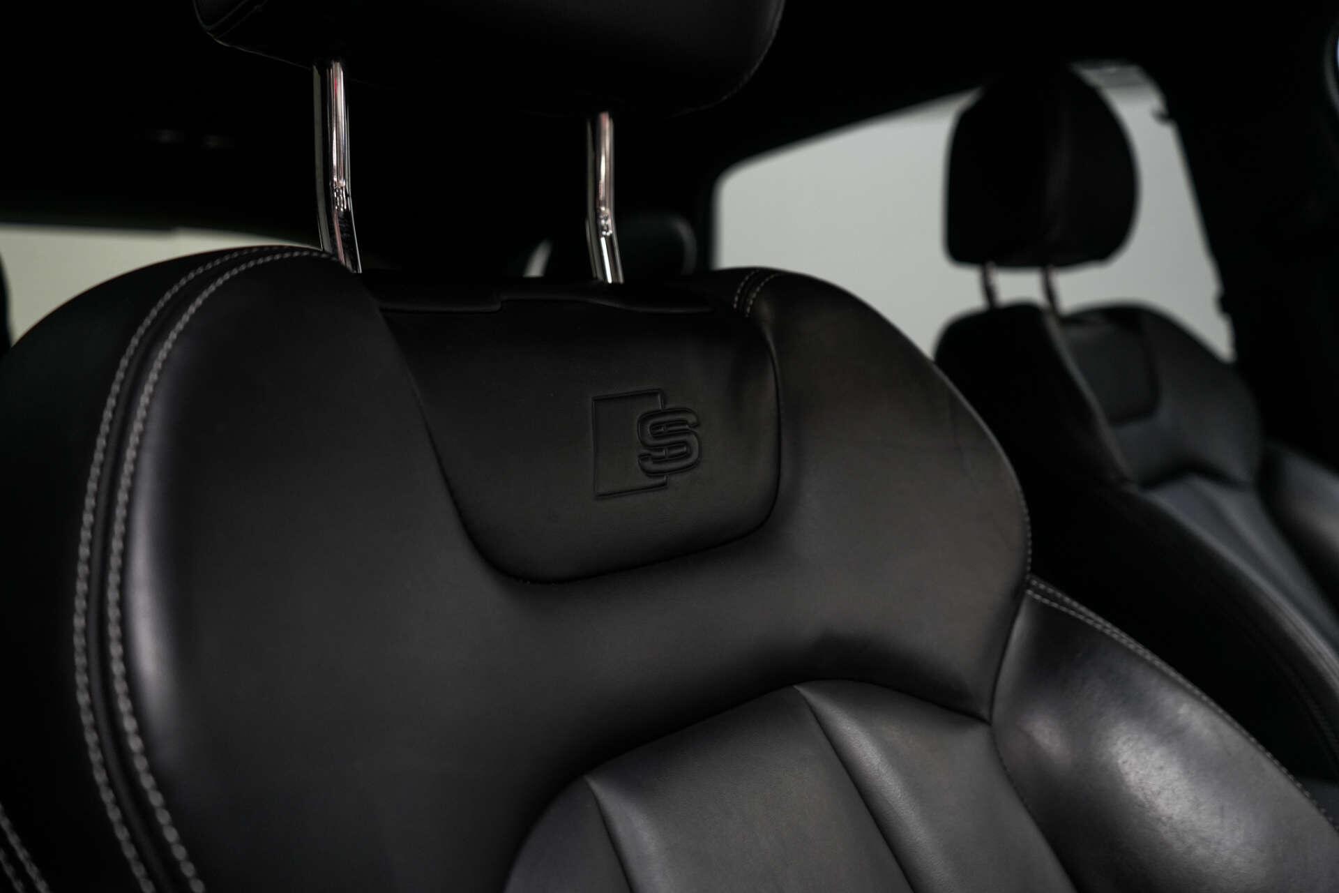 Audi SQ7 view 18