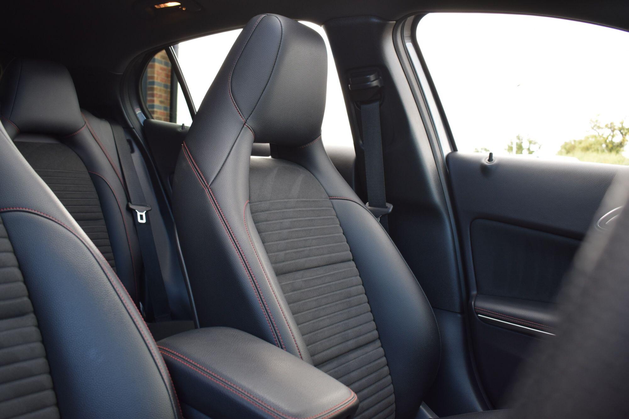 Mercedes-Benz GLA view 5