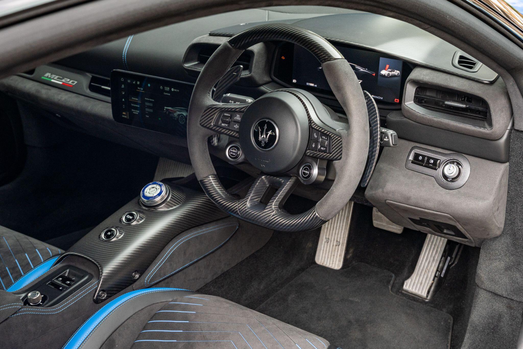 Maserati MC20 view 48