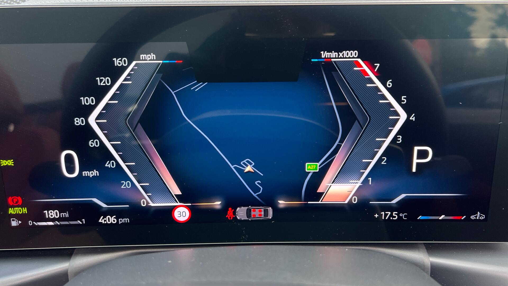 BMW 4 Series view 9