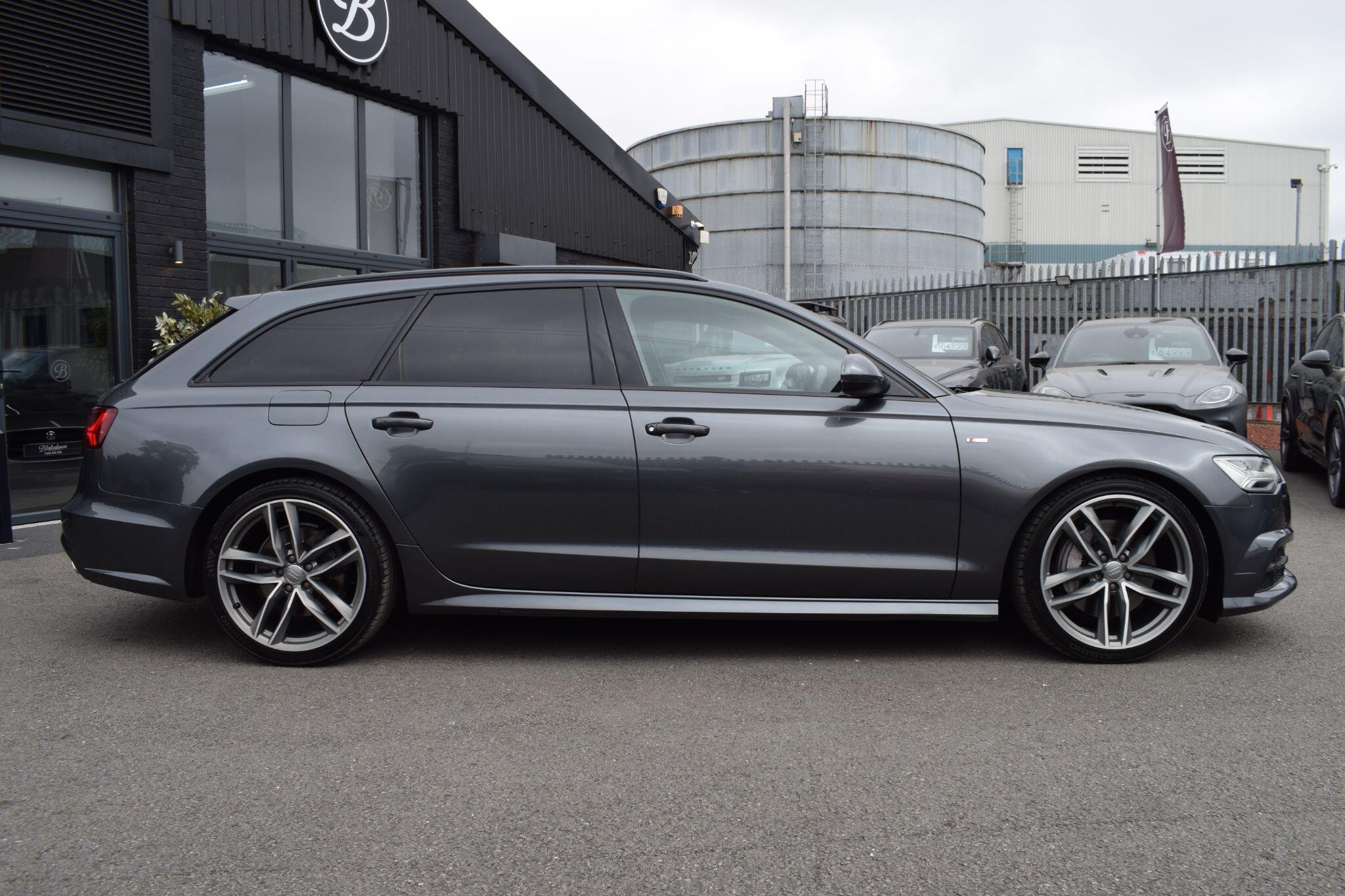 Audi A6 Avant view 4
