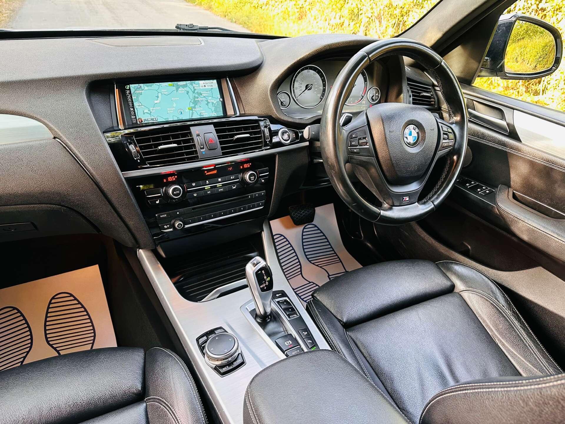BMW X3 view 8