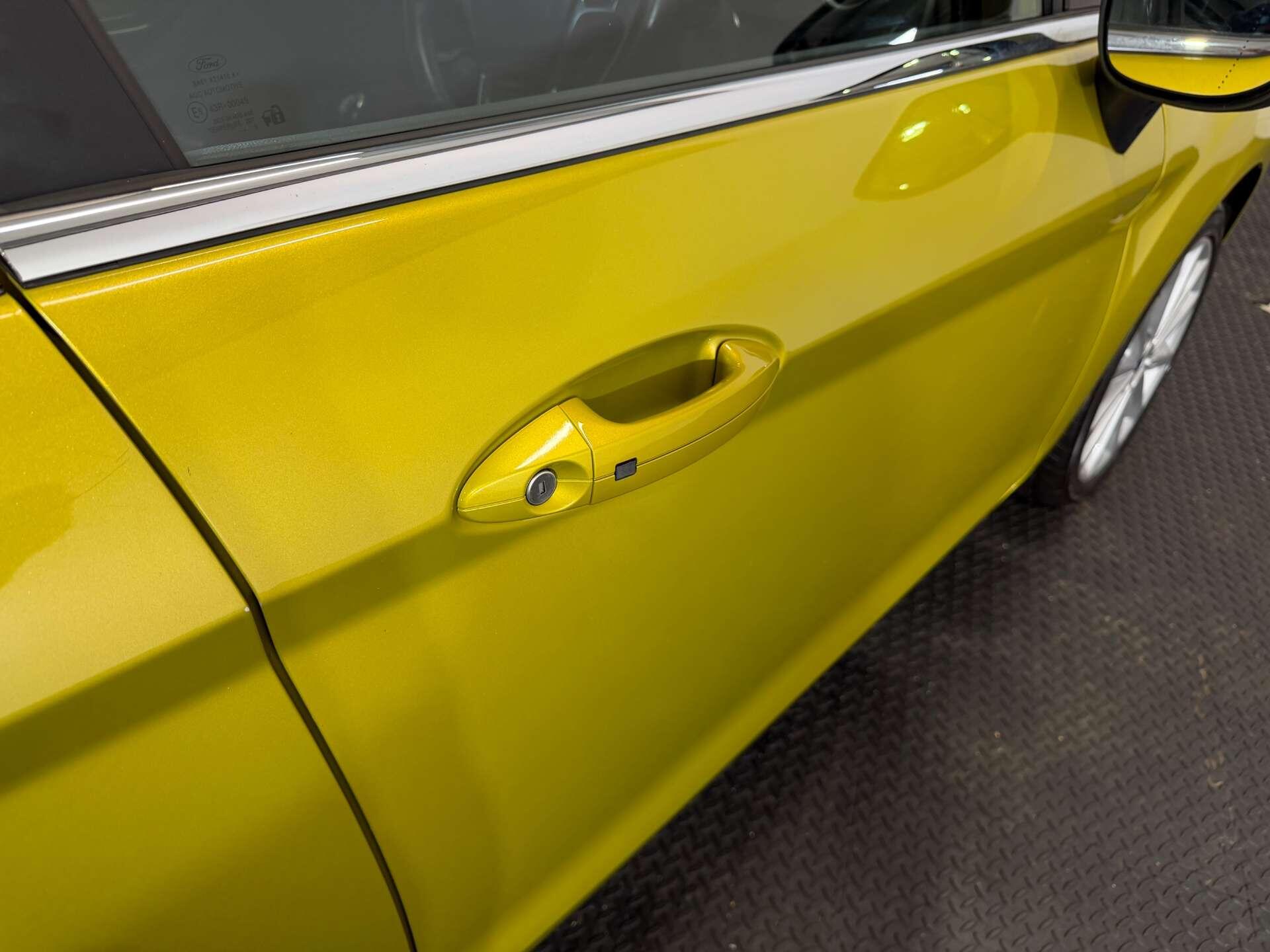 Ford Fiesta view 13