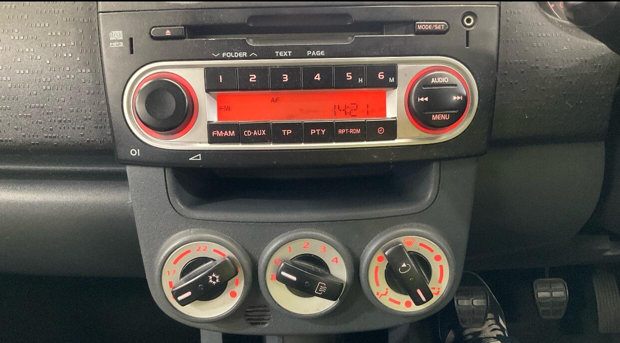 Mitsubishi Colt view 13