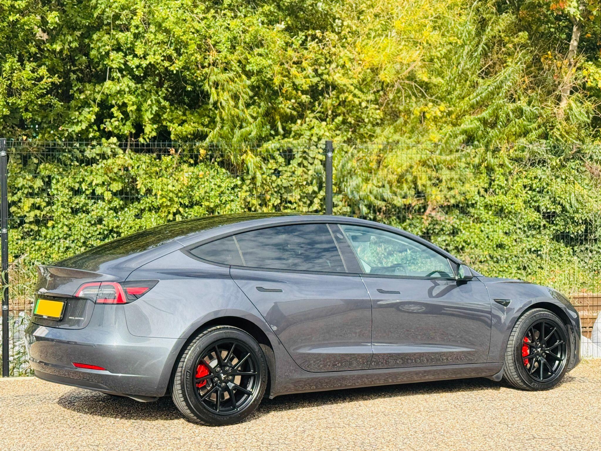 Tesla Model 3 view 13