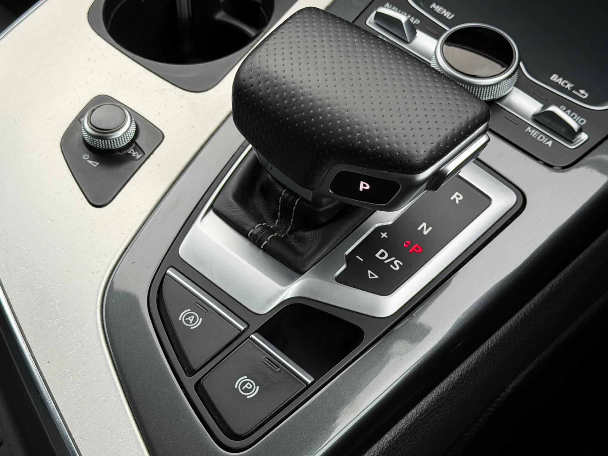 Audi Q7 view 41