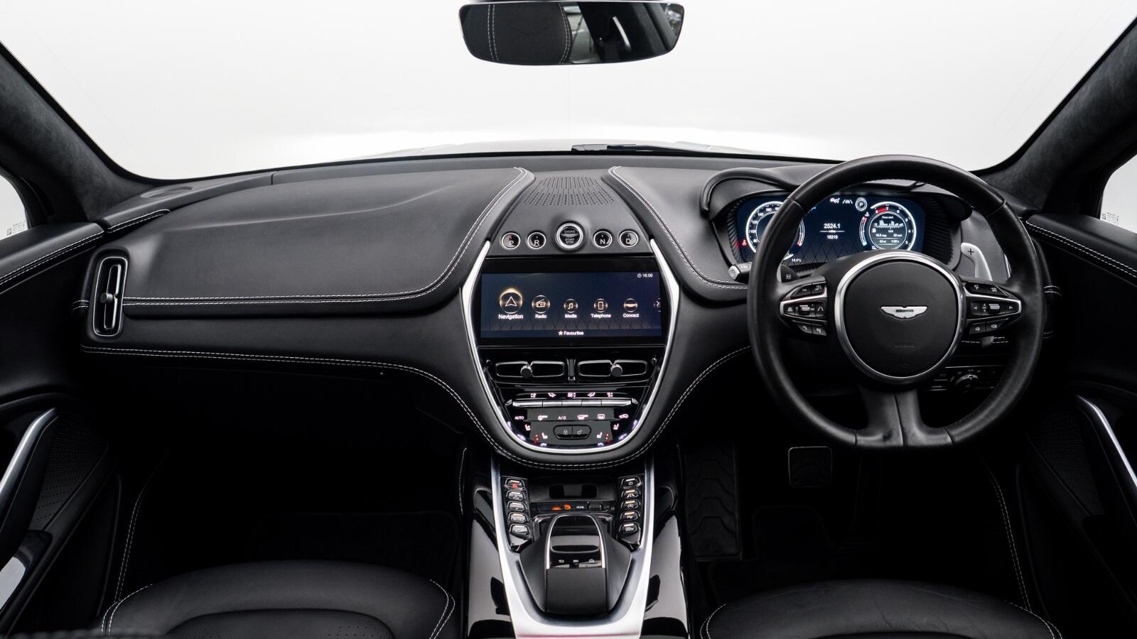 Aston Martin DBX view 5