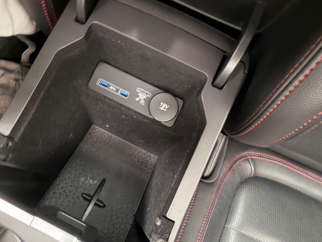 Jaguar E-Pace view 46