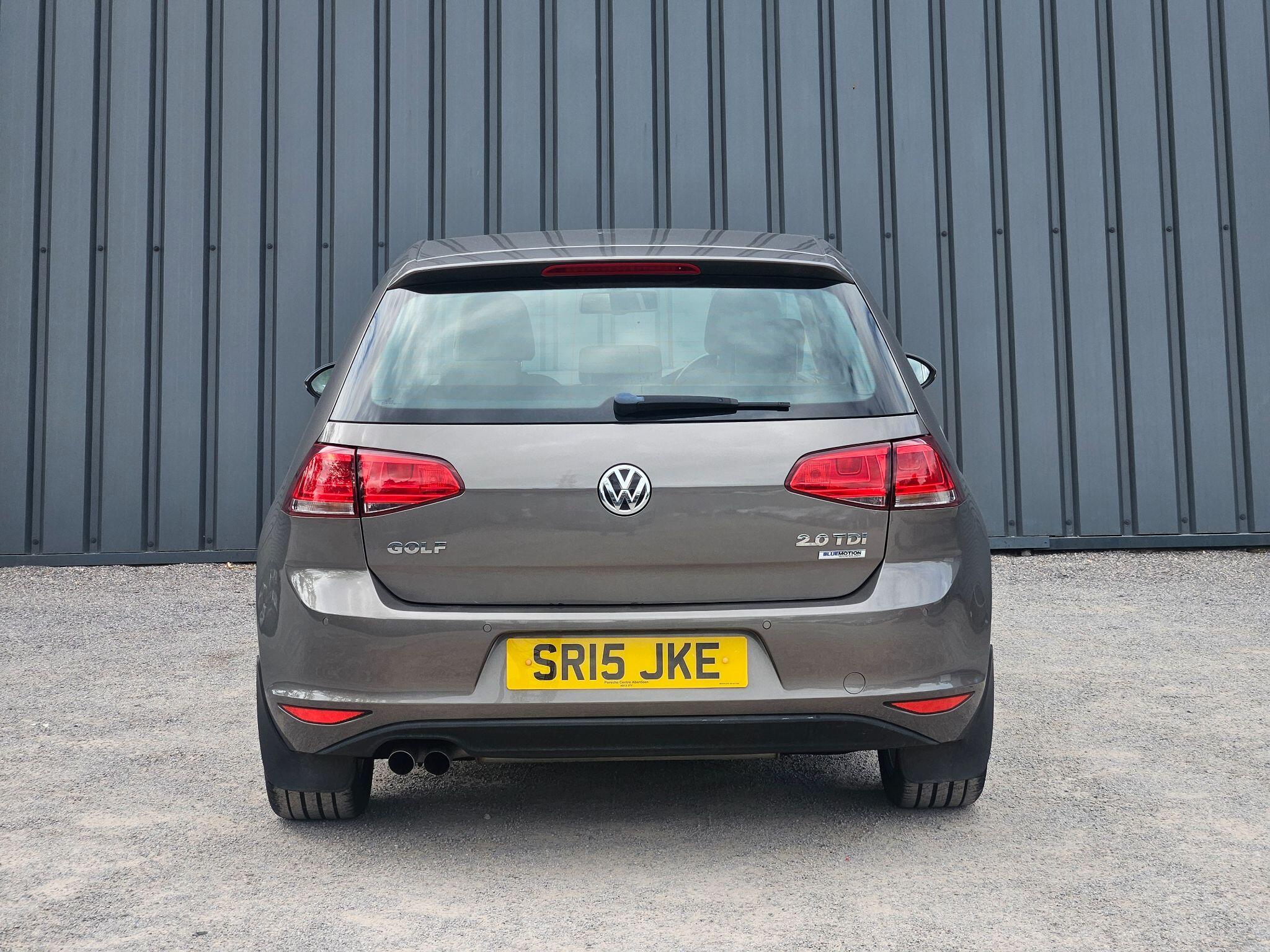 2015 Volkswagen Golf image 13