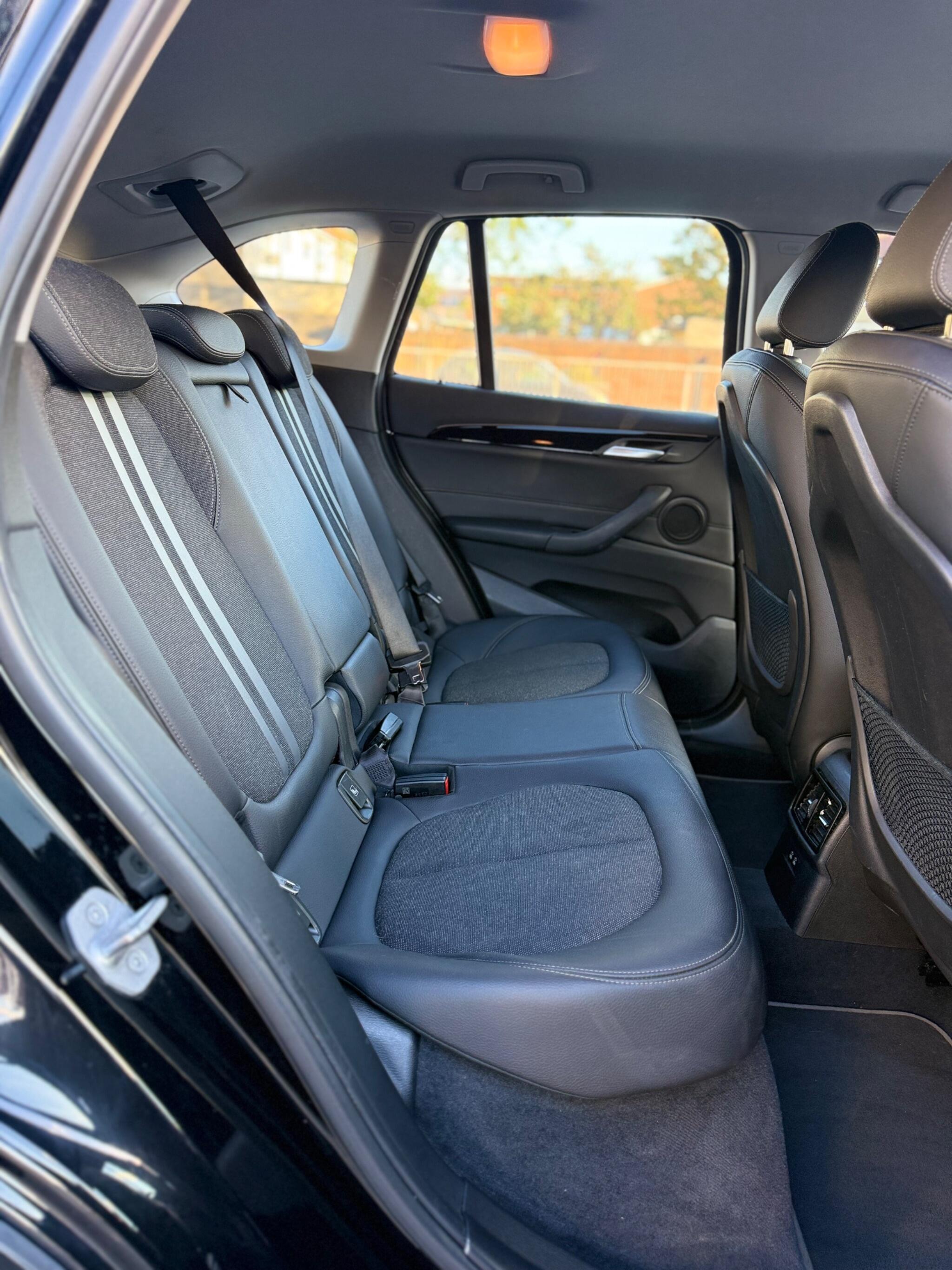 BMW X1 view 16