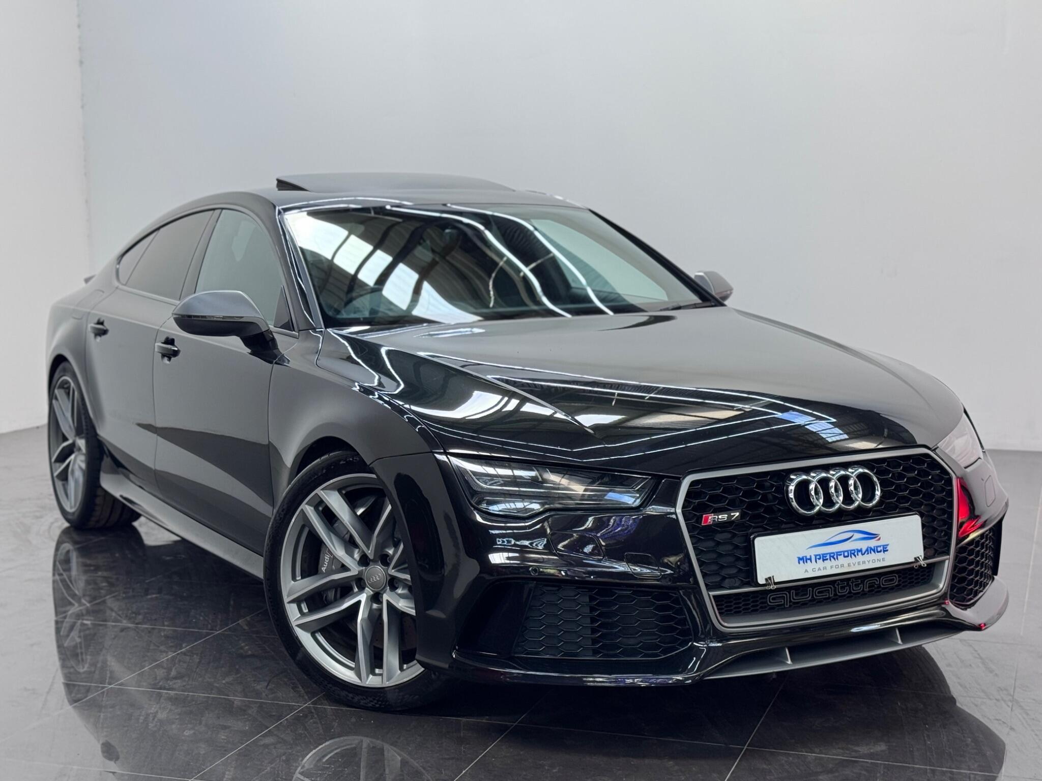 Audi RS7 view 3