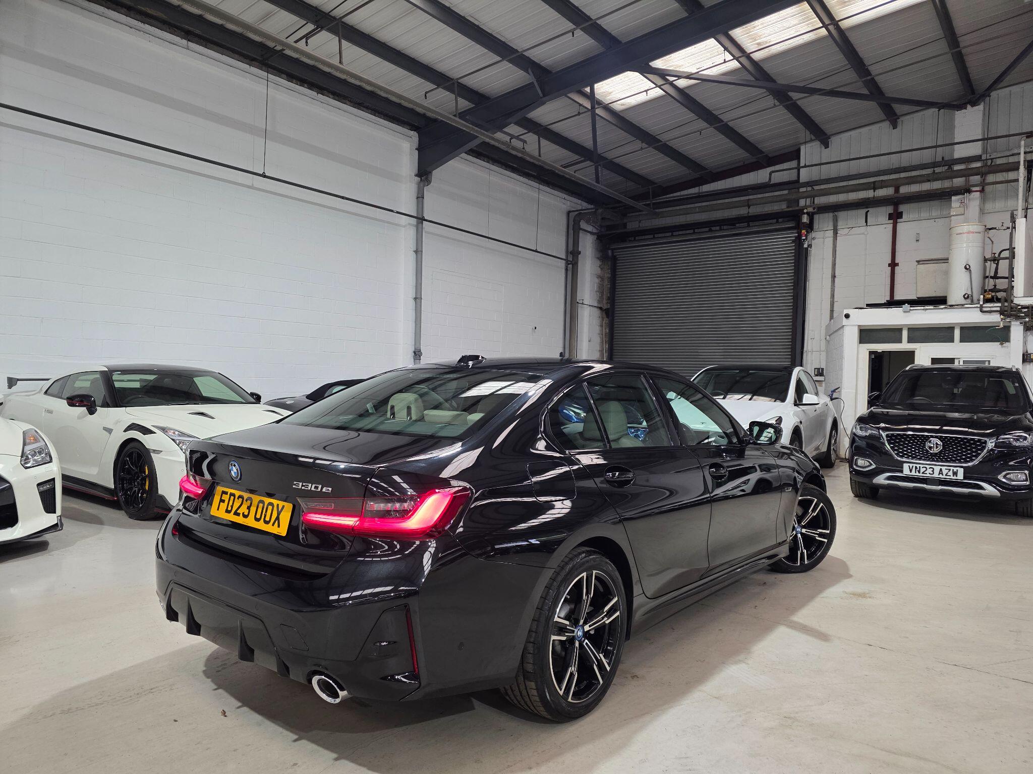 BMW 3 Series view 31