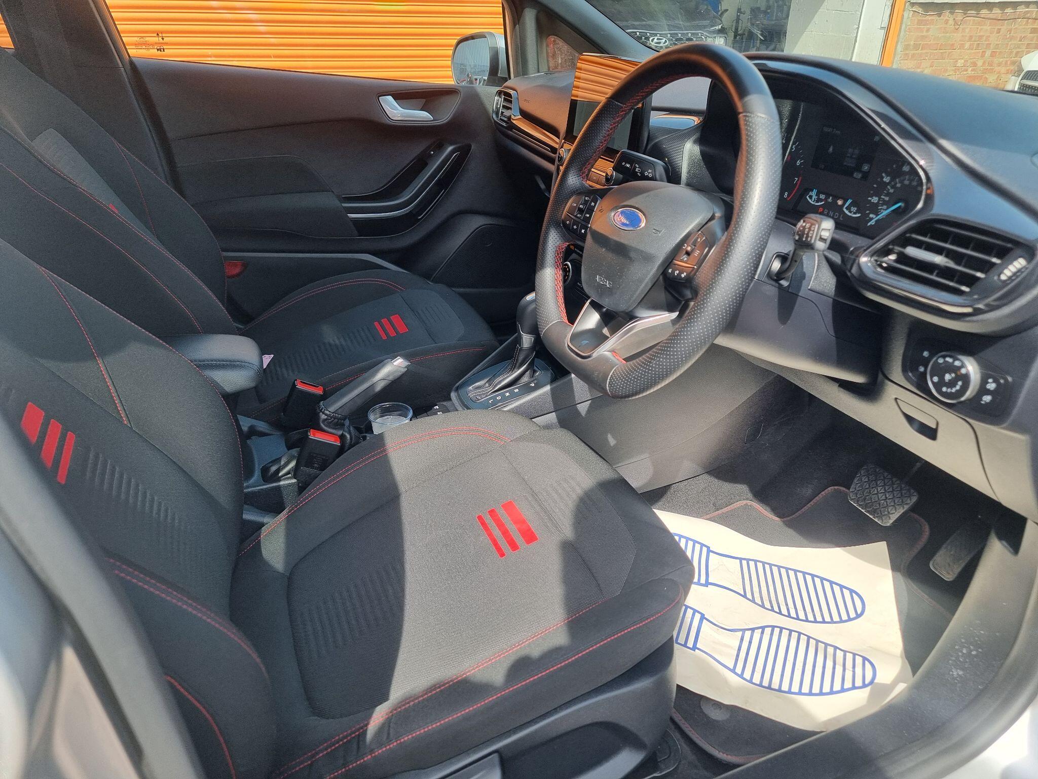Ford Fiesta view 23