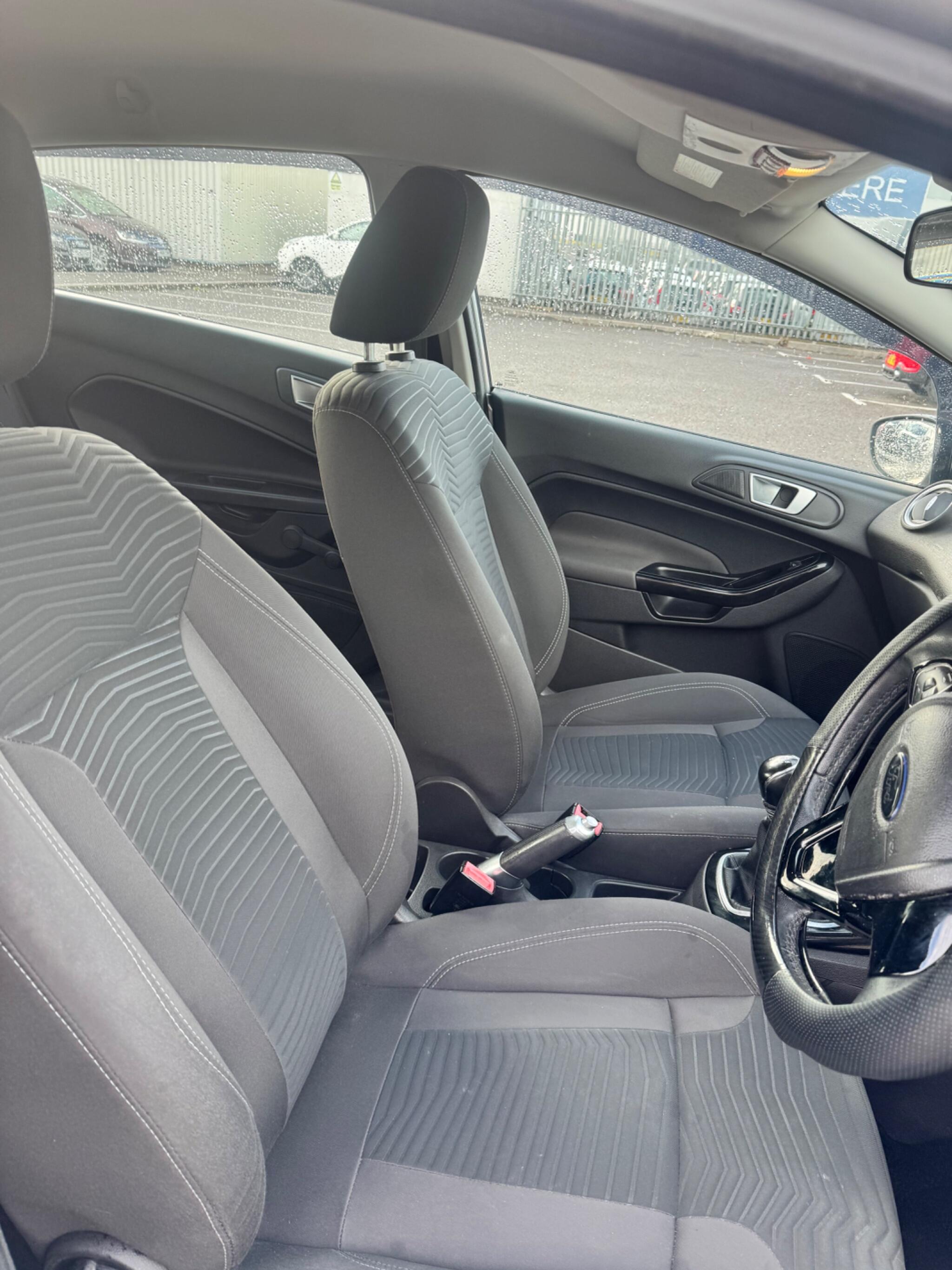 Ford Fiesta view 26