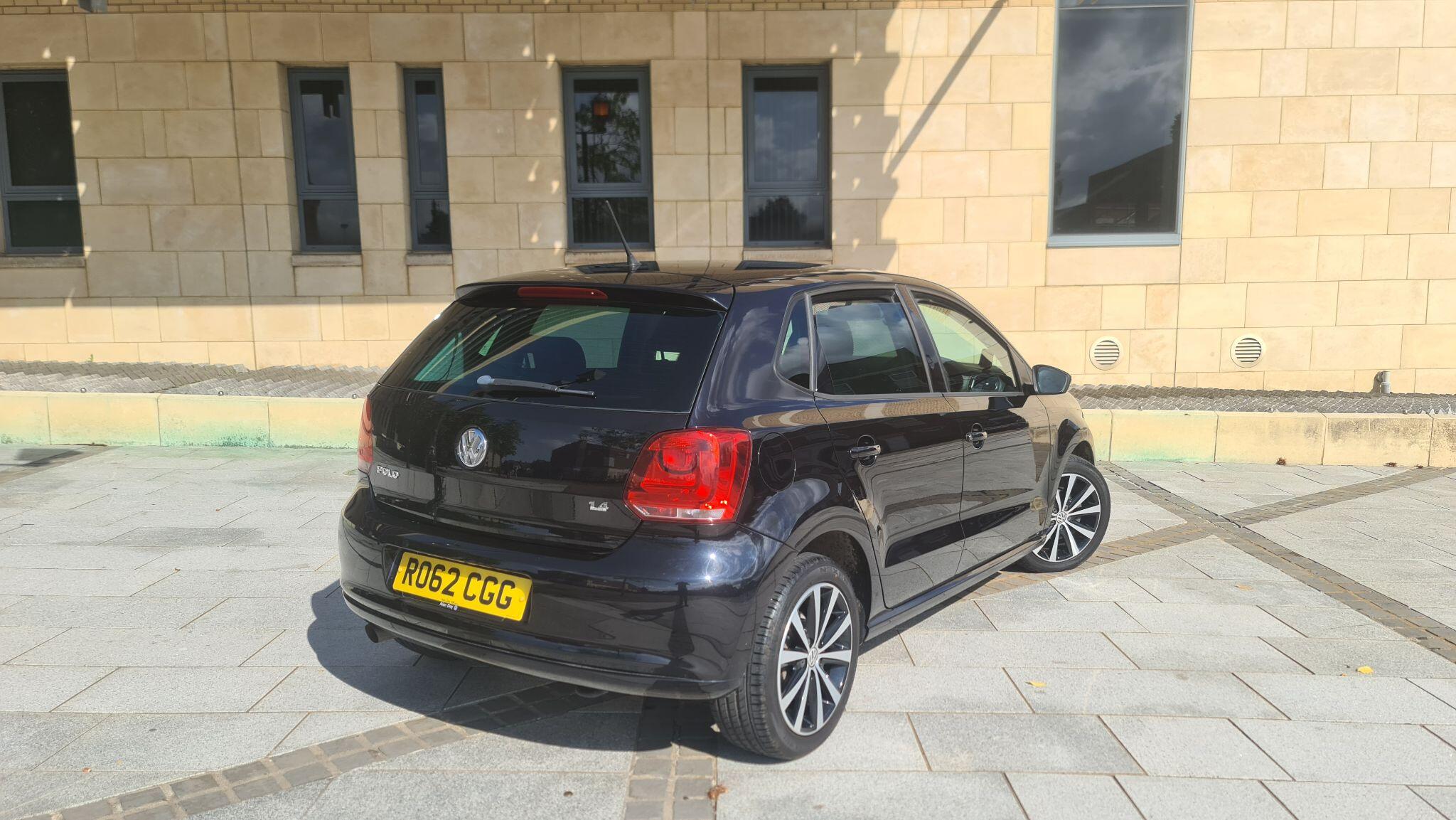 Volkswagen Polo view 9