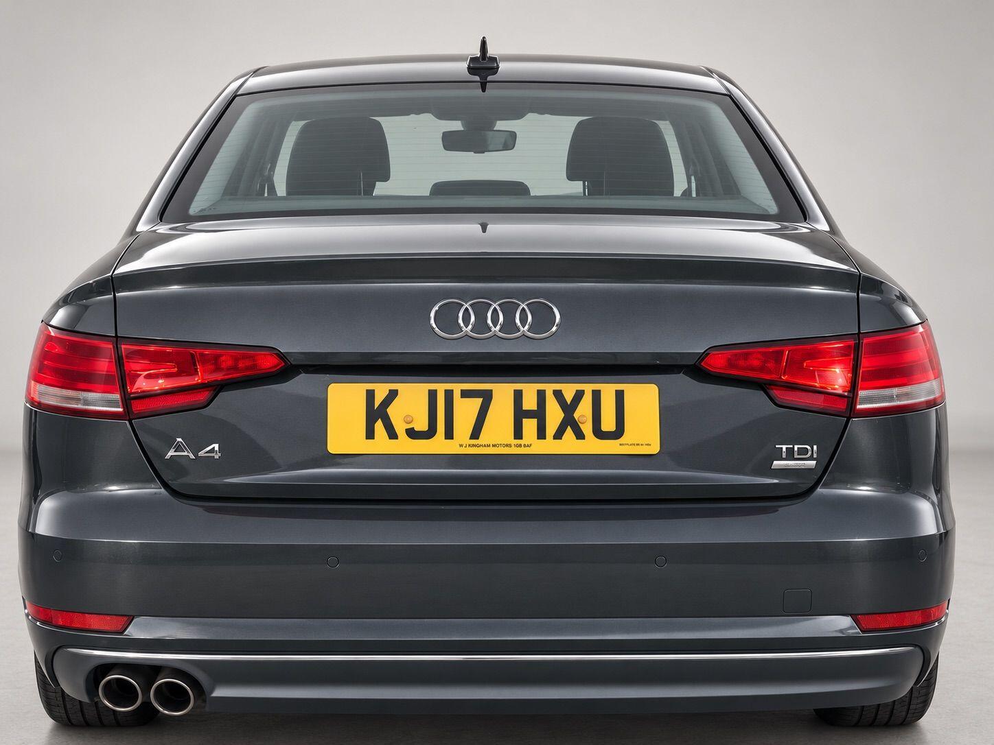 Audi A4 view 12