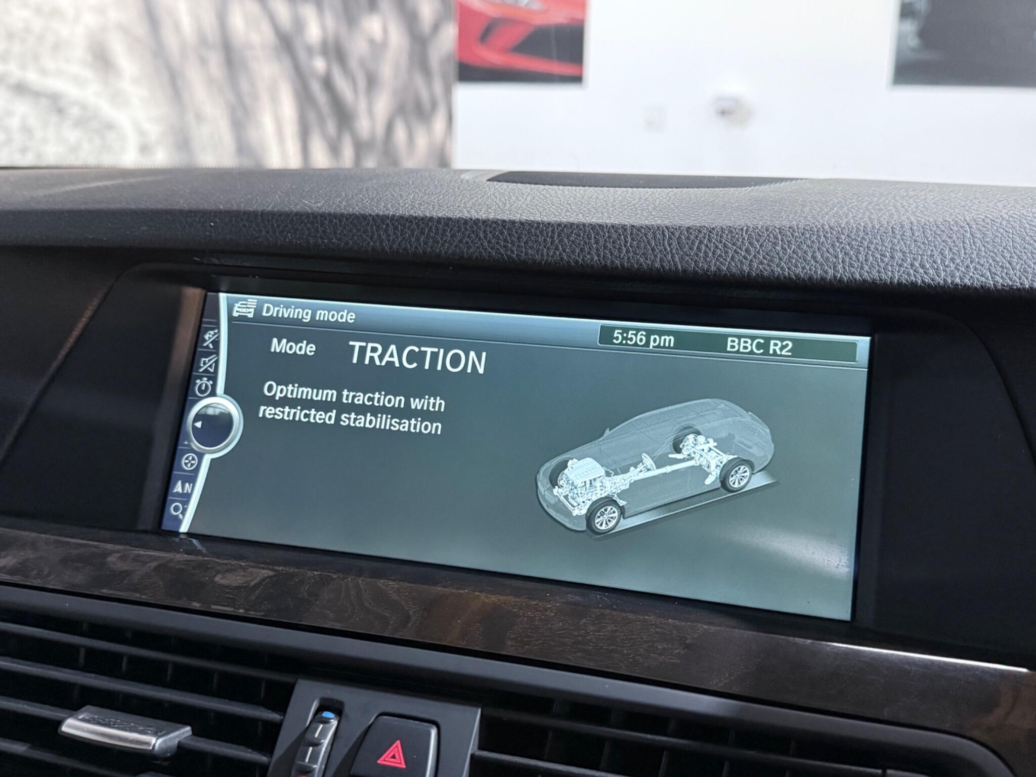 BMW 5 Series view 52