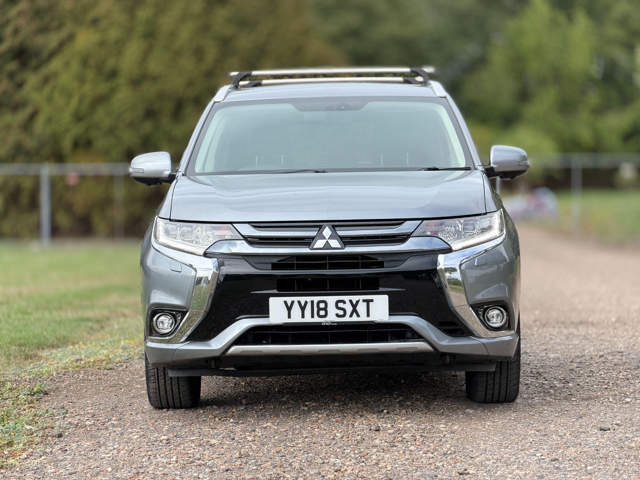 Mitsubishi Outlander view 19