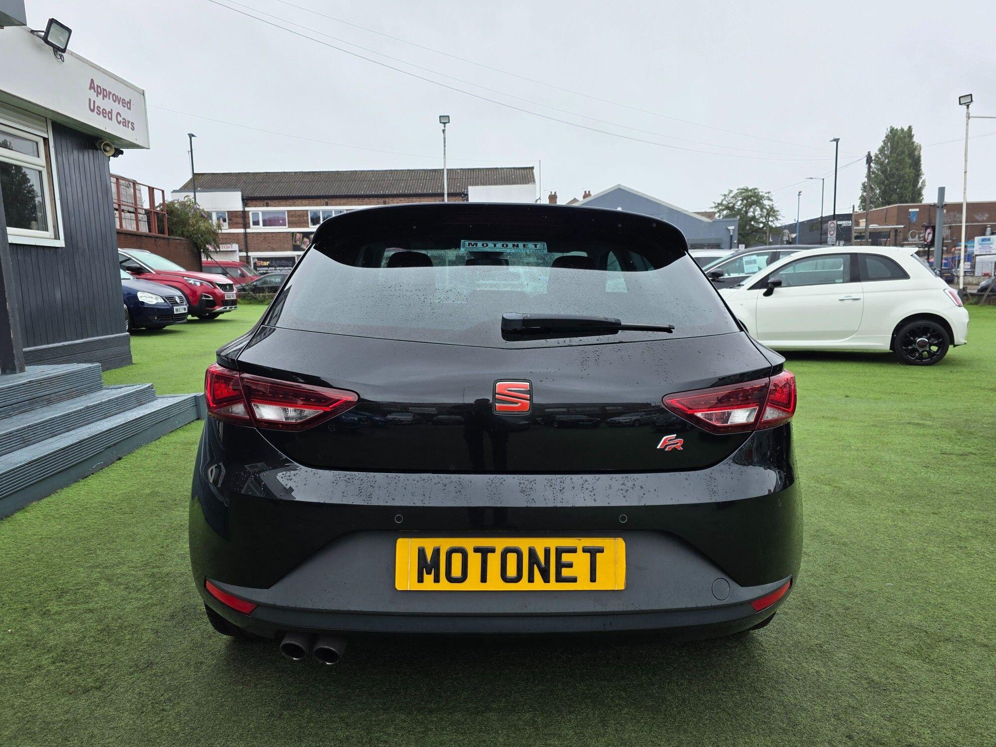 Seat Leon Leon view 6