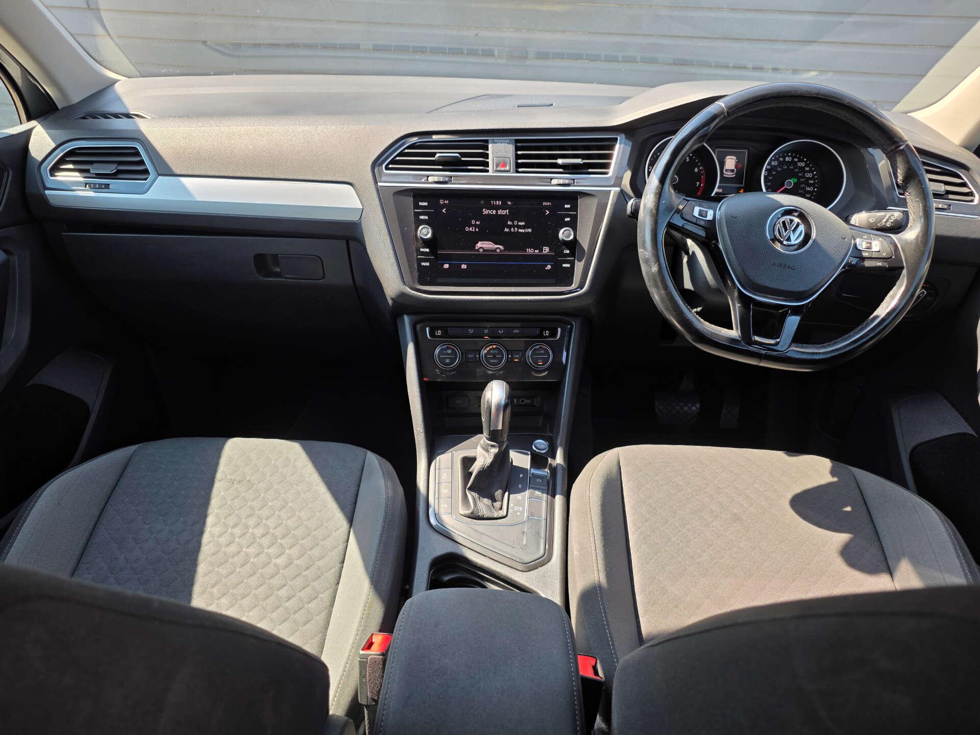 Volkswagen Tiguan view 14