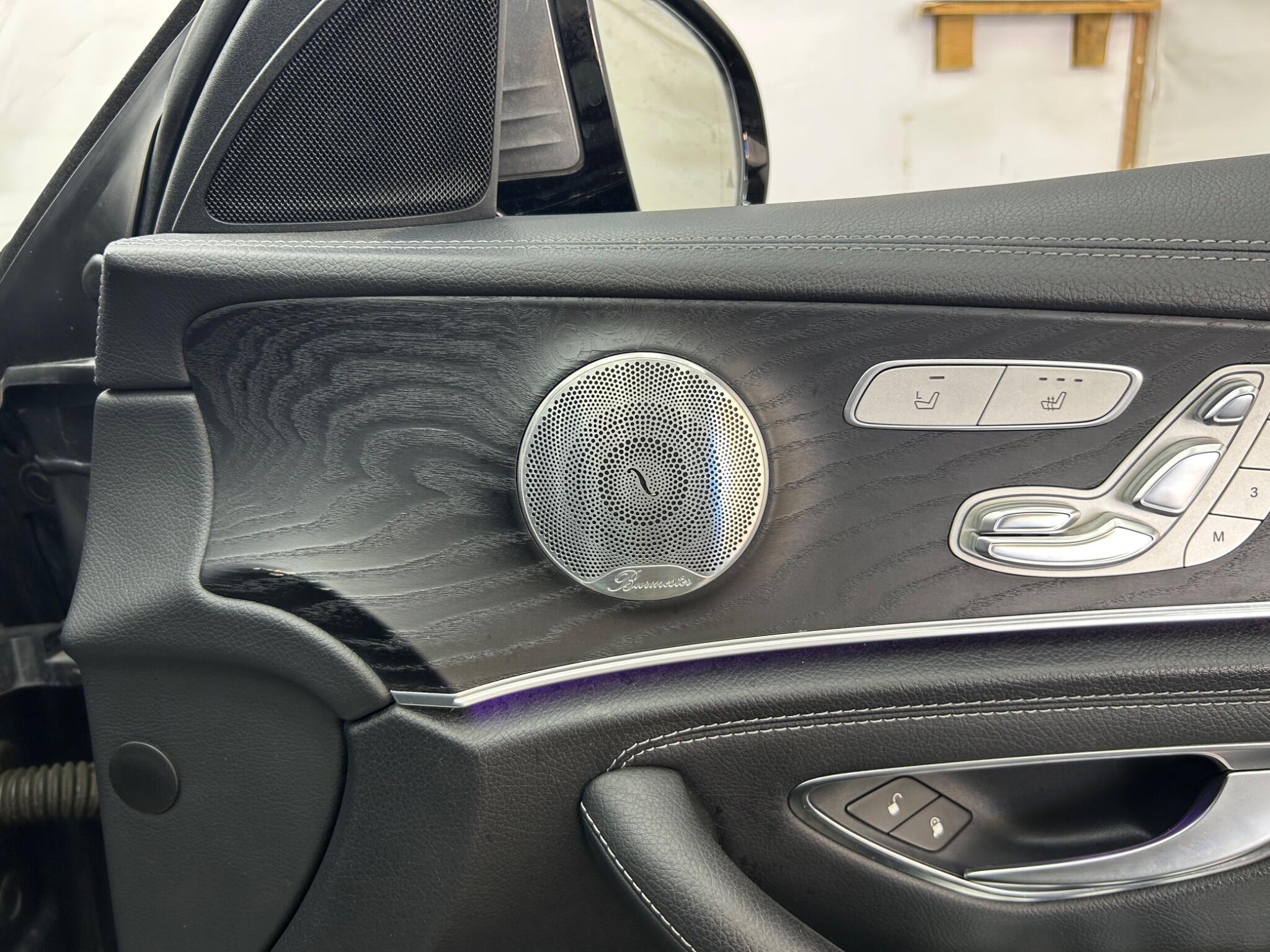 Mercedes-Benz E Class view 56