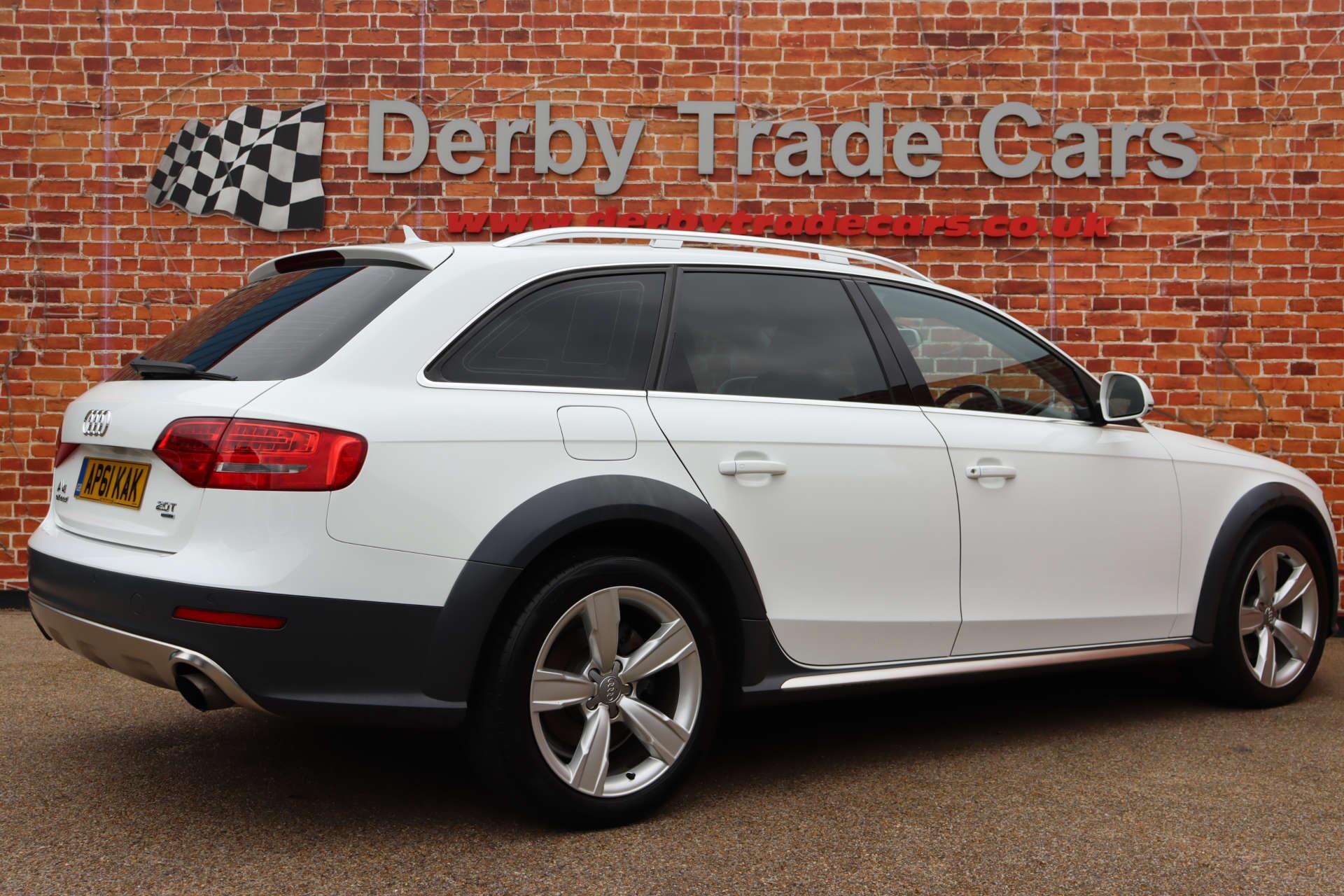 Audi A4 Allroad view 16